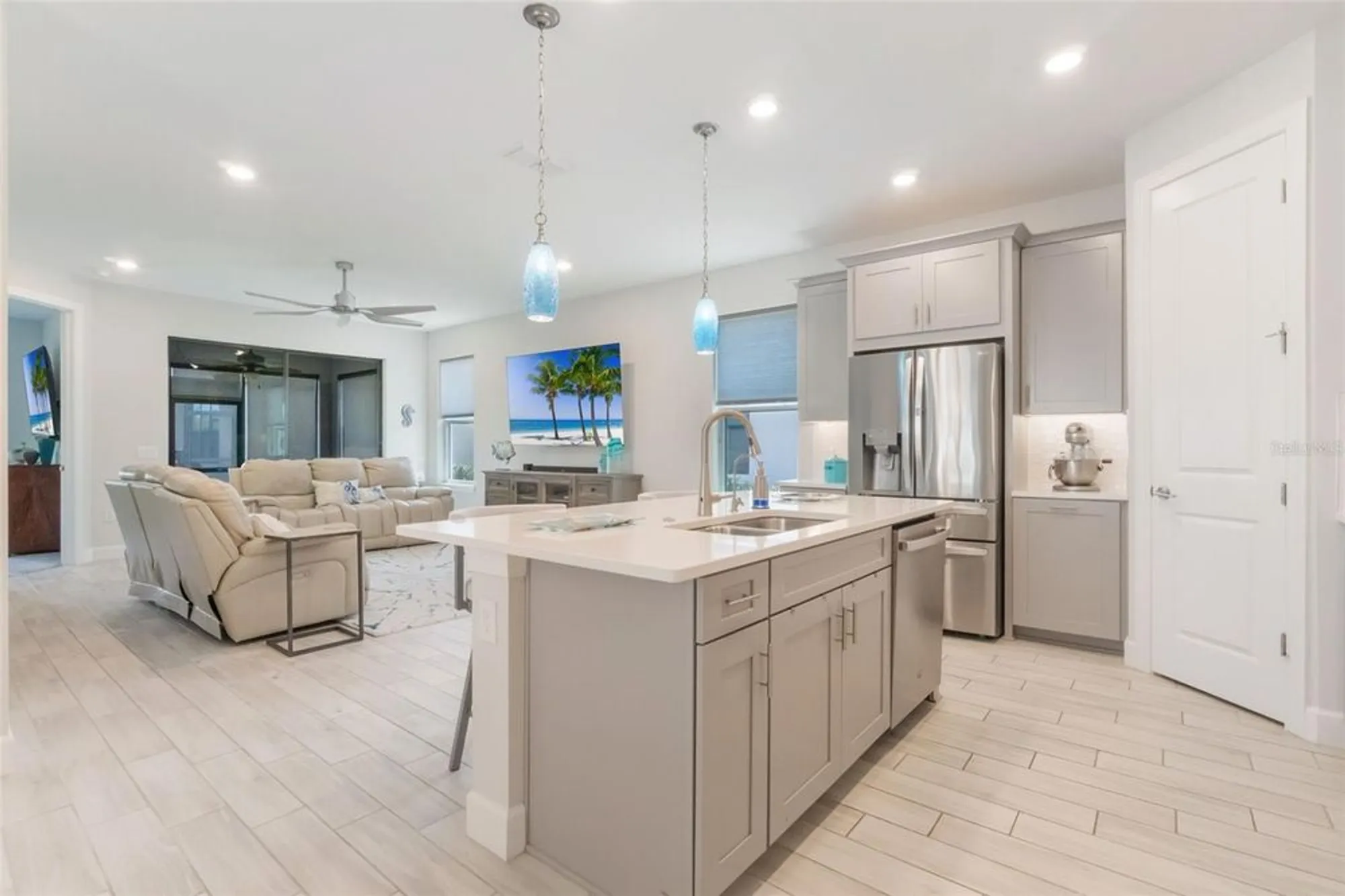 Property Slideshow image 9 of 46 | 1062 umbria dr, Kissimmee, FL, 34759