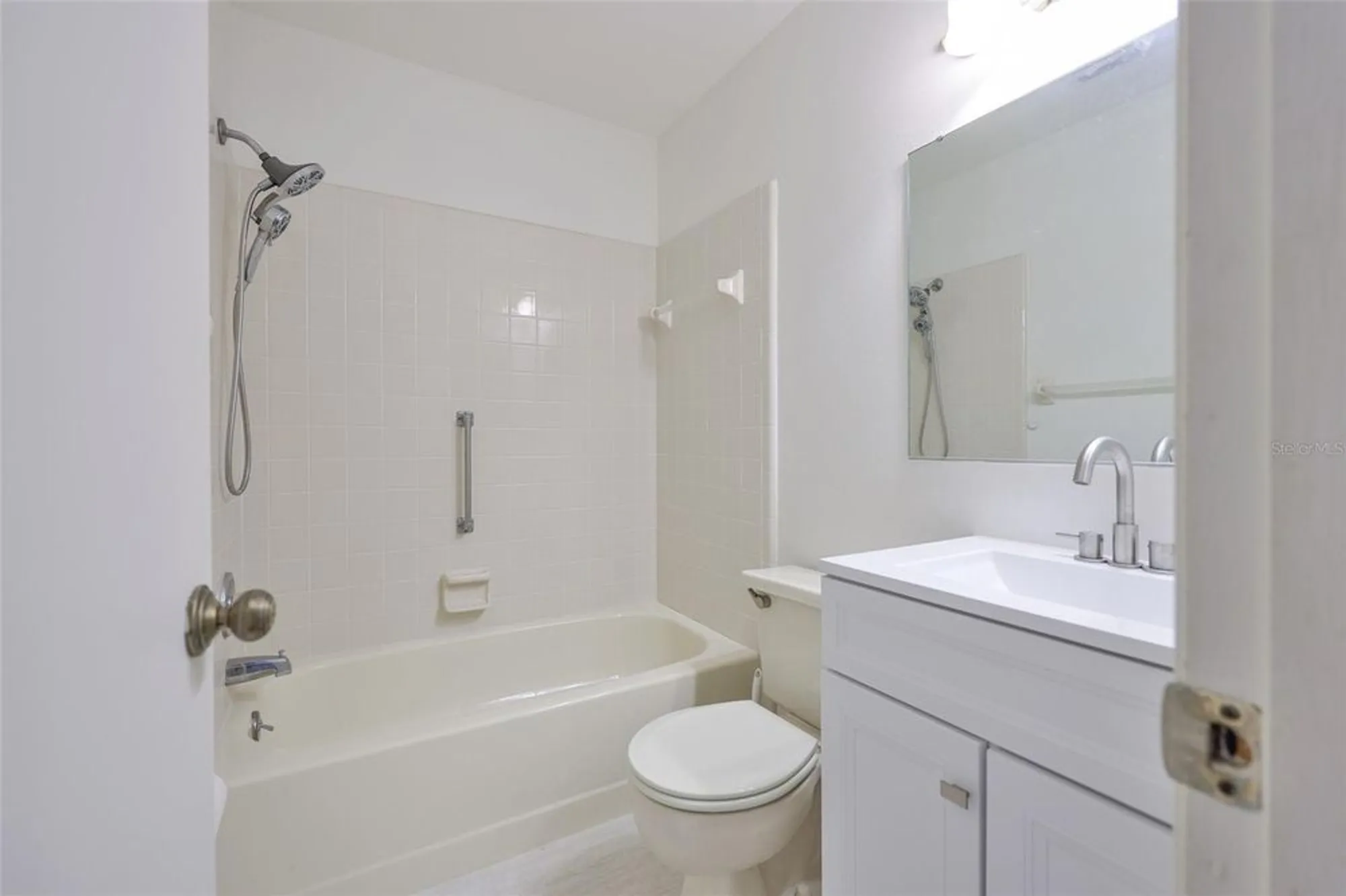 Property Slideshow image 27 of 87 | 2122 hereford dr # 511, Sun City Center, FL, 33573