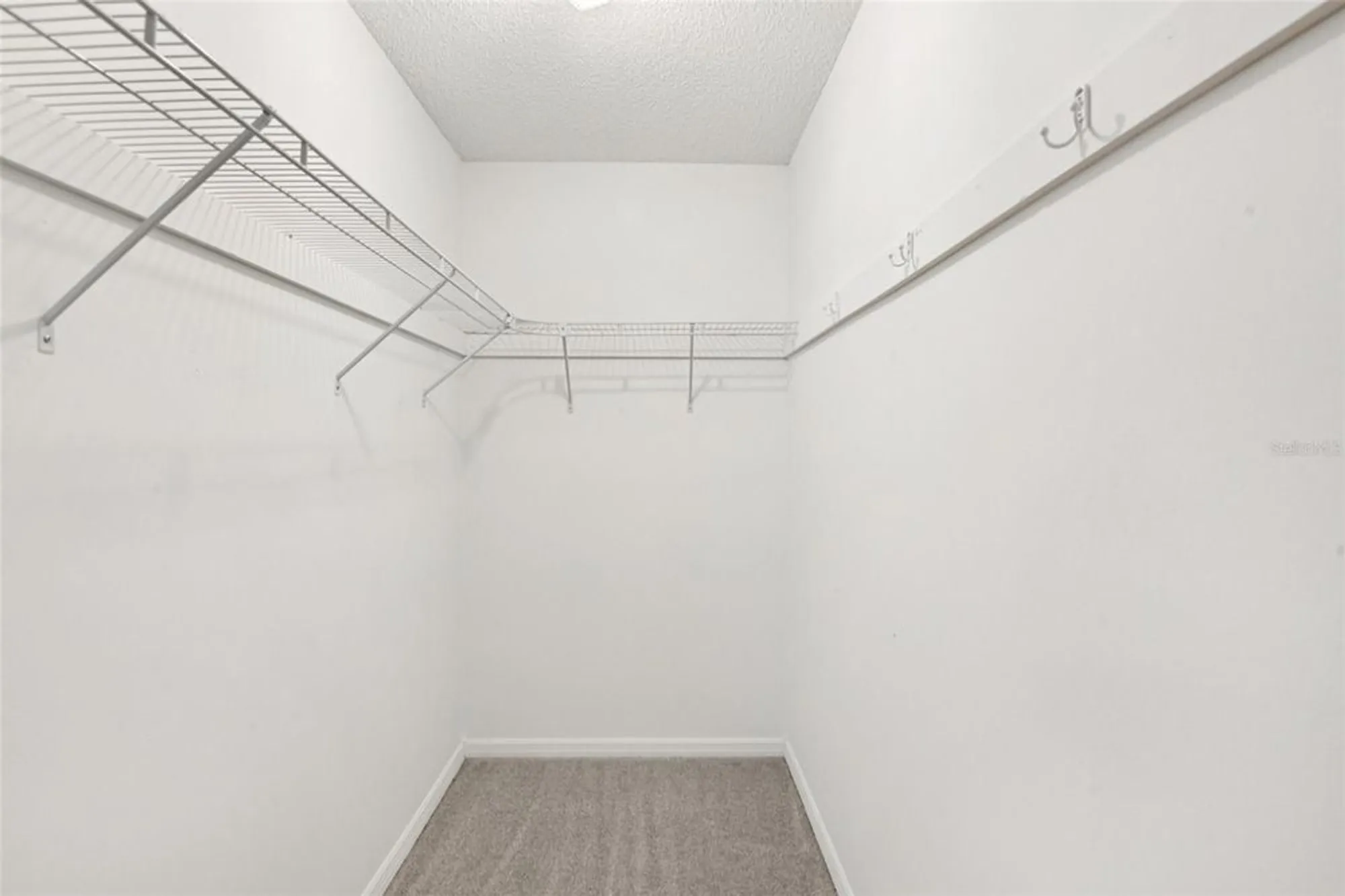 Property Slideshow image 22 of 63 | 2304 glenmore cir 327, Sun City Center, FL, 33573