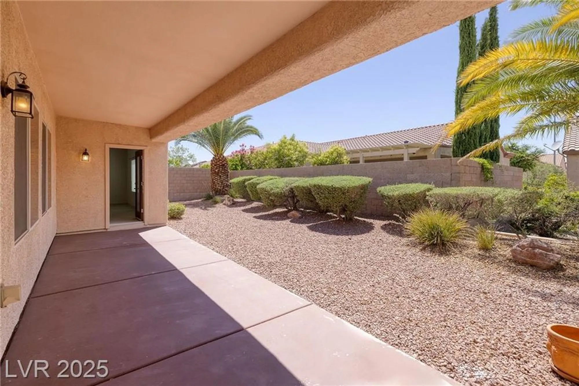 Property Slideshow image 5 of 37 | 2131 waterton rivers dr, Henderson, NV, 89044