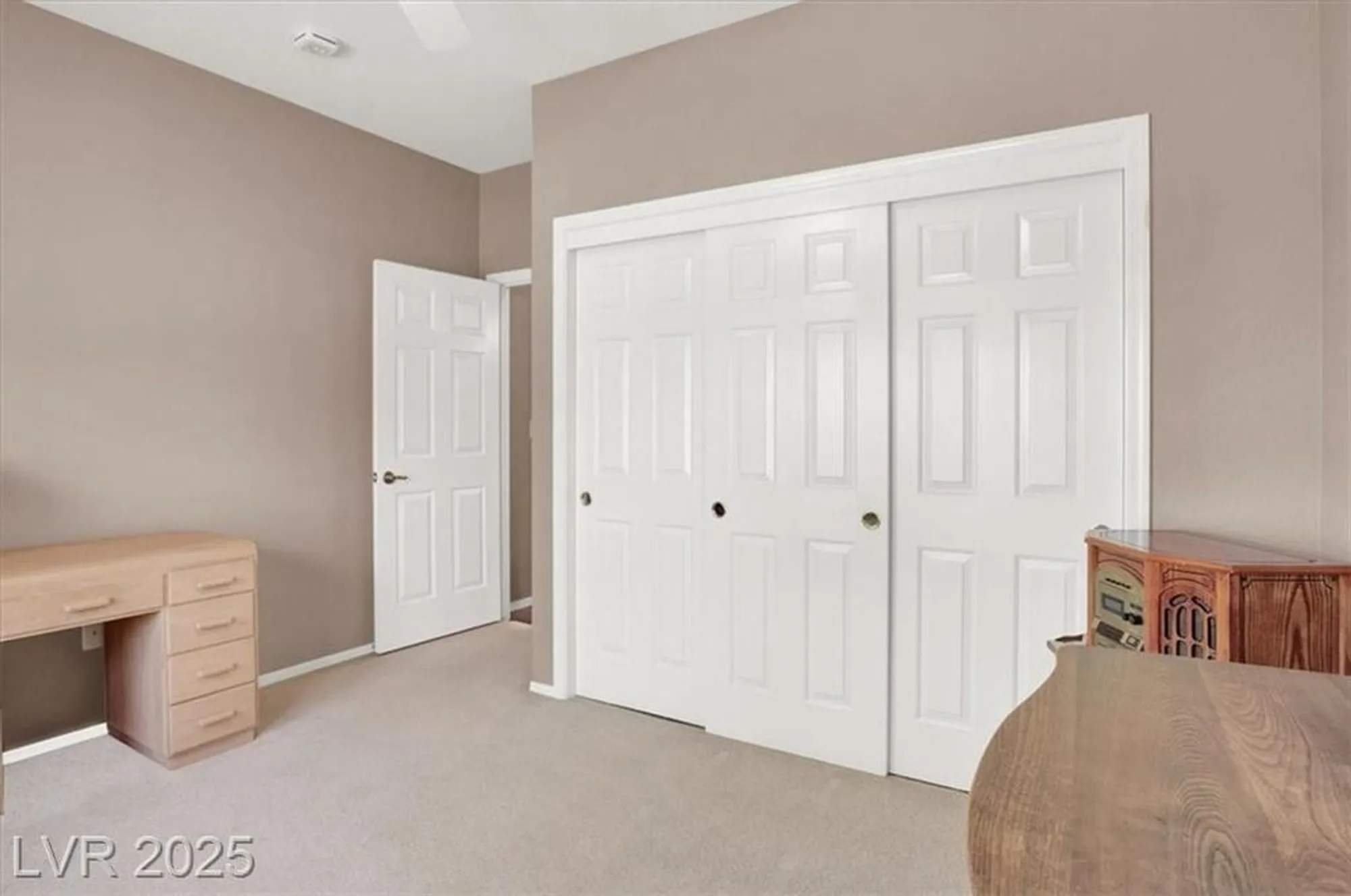 Property Slideshow image 22 of 33 | 9525 salem hills ct, Las Vegas, NV, 89134