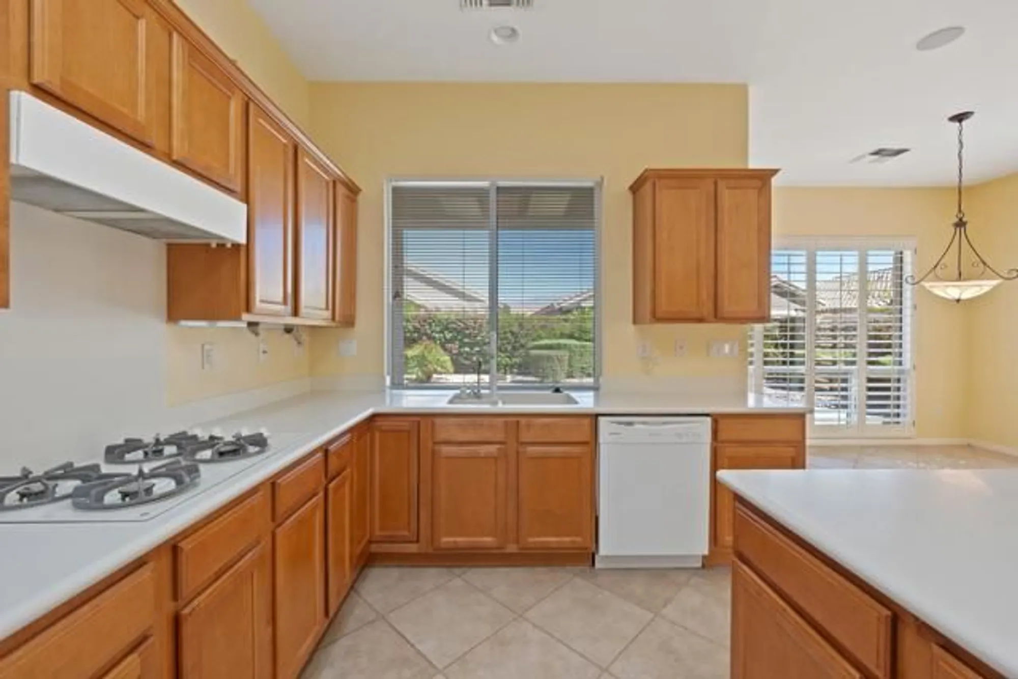 Property Slideshow image 23 of 40 | 78608 sunrise canyon ave, Palm Desert, CA, 92211