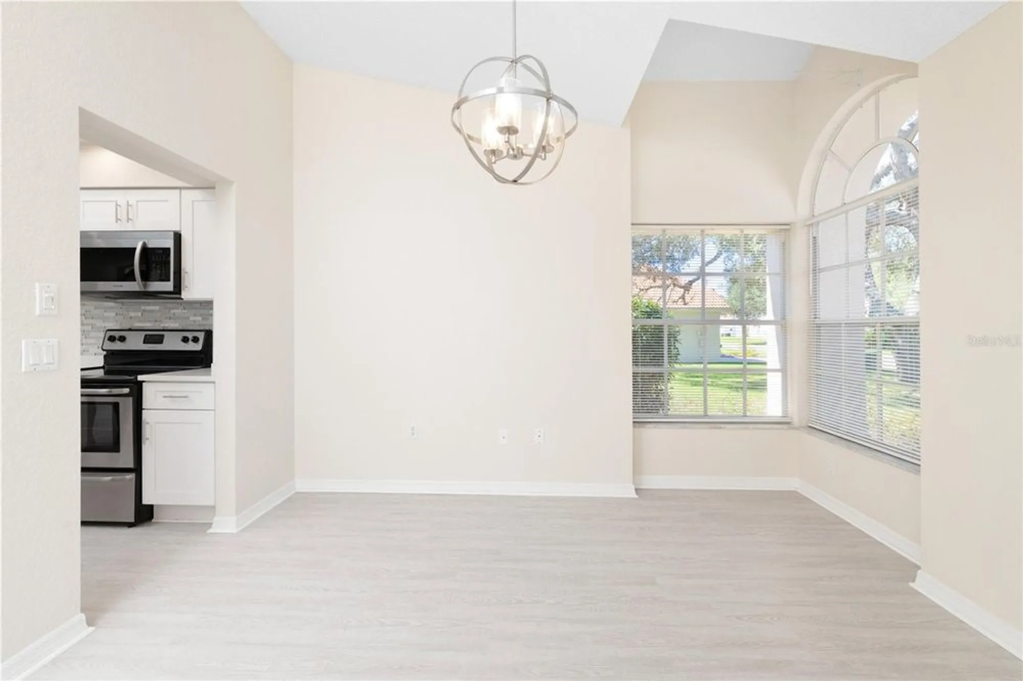 Property Slideshow image 8 of 52 | 9390 mississippi run, Weeki Wachee, FL, 34613