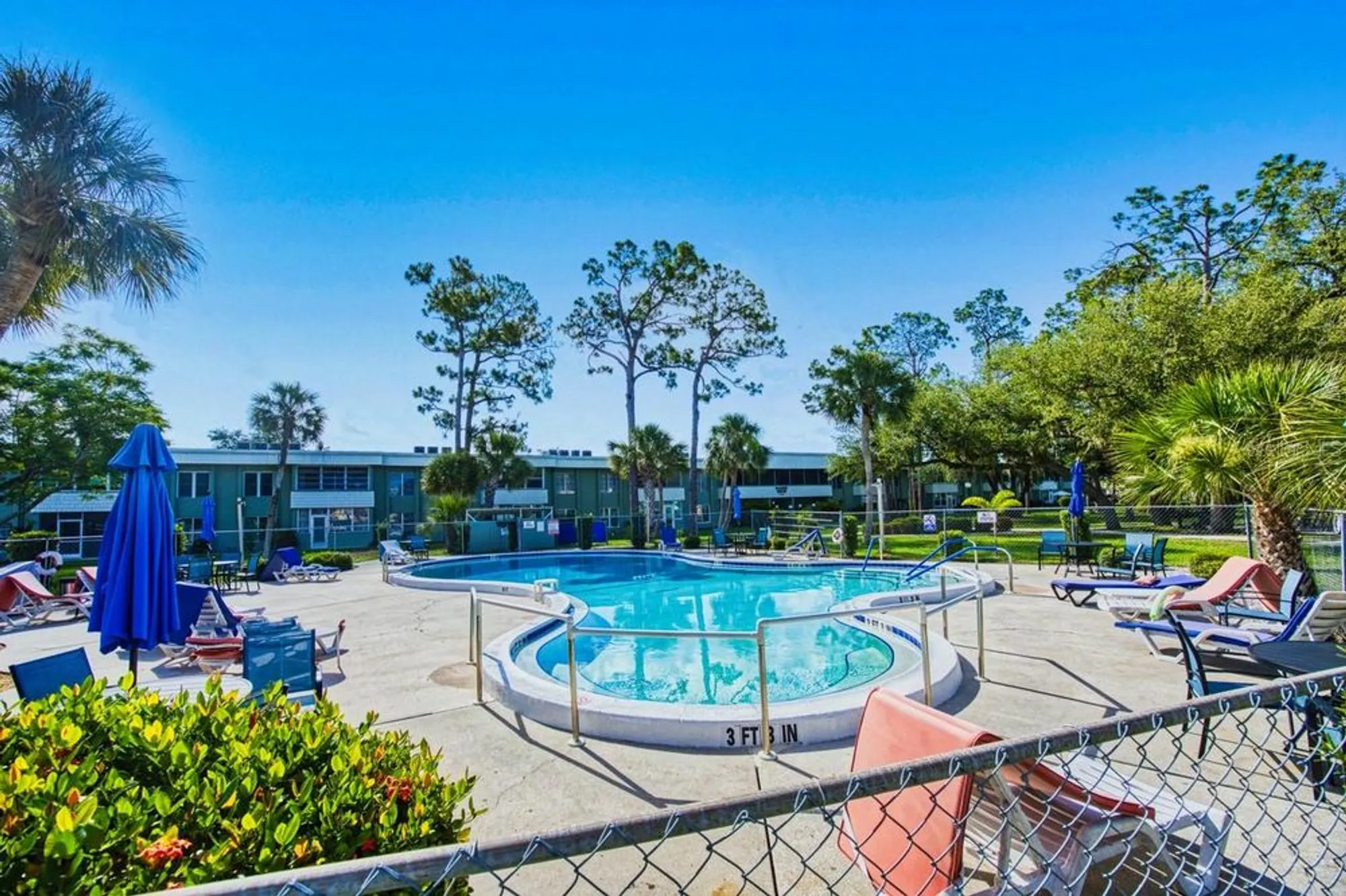 Property Slideshow image 27 of 34 | 2300 aaron st apt 106, Port Charlotte, FL, 33952
