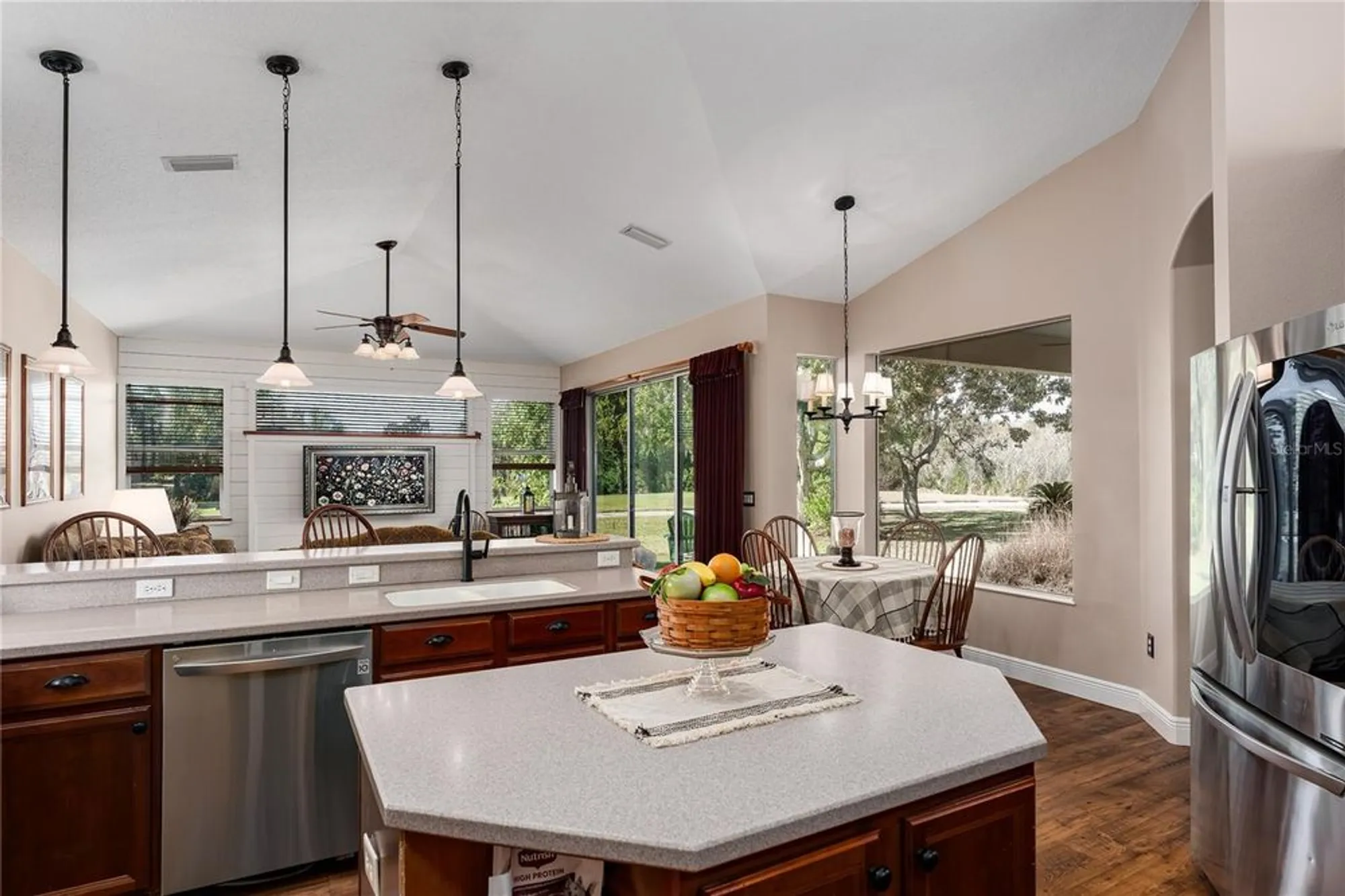 Property Slideshow image 6 of 65 | 6552 tailfeather way, Bradenton, FL, 34203