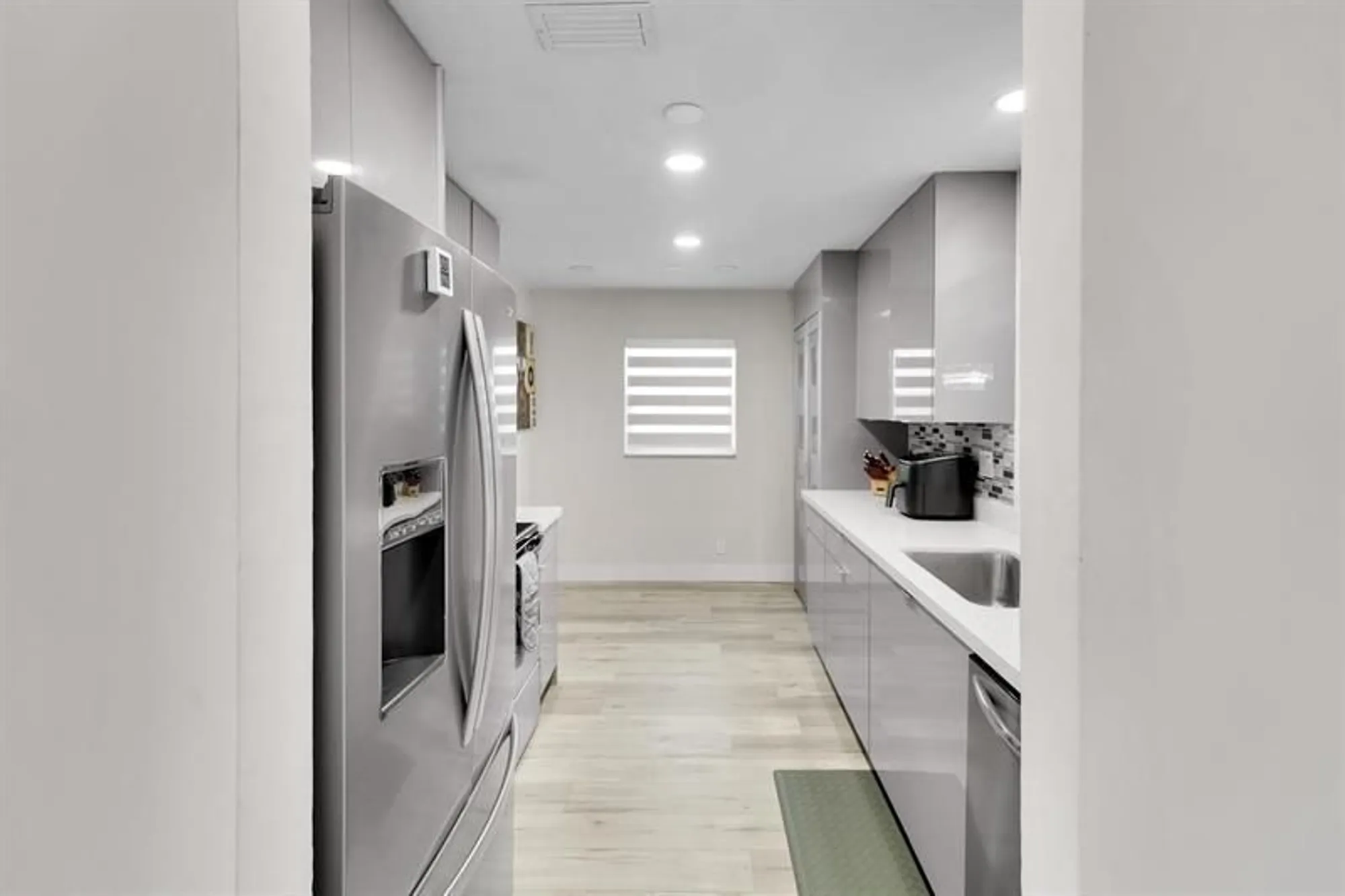 Property Slideshow image 14 of 31 | 1904 sw 17th ave, Boynton Beach, FL, 33426