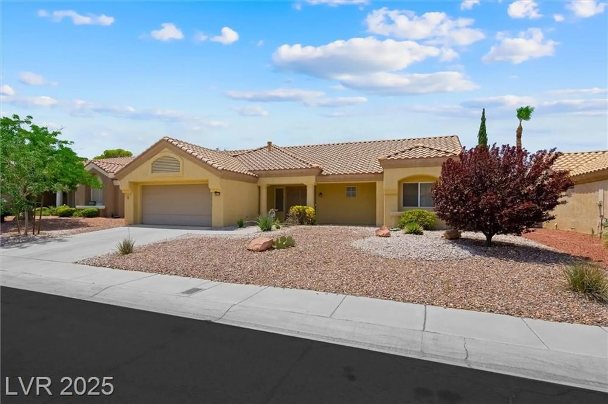 Property Slideshow image 39 of 40 | 2517 desert sands dr, Las Vegas, NV, 89134
