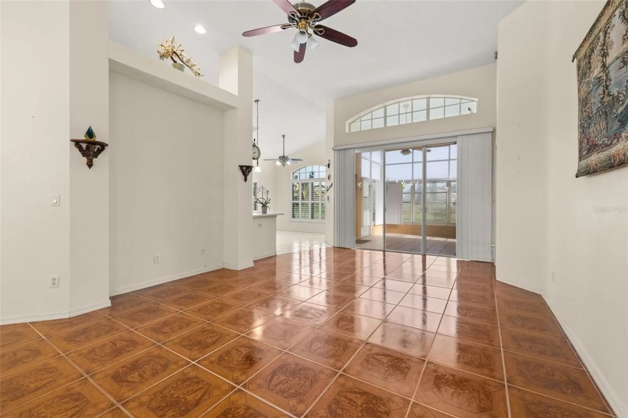 Property Slideshow image 34 of 65 | 322 high vista dr, Davenport, FL, 33837