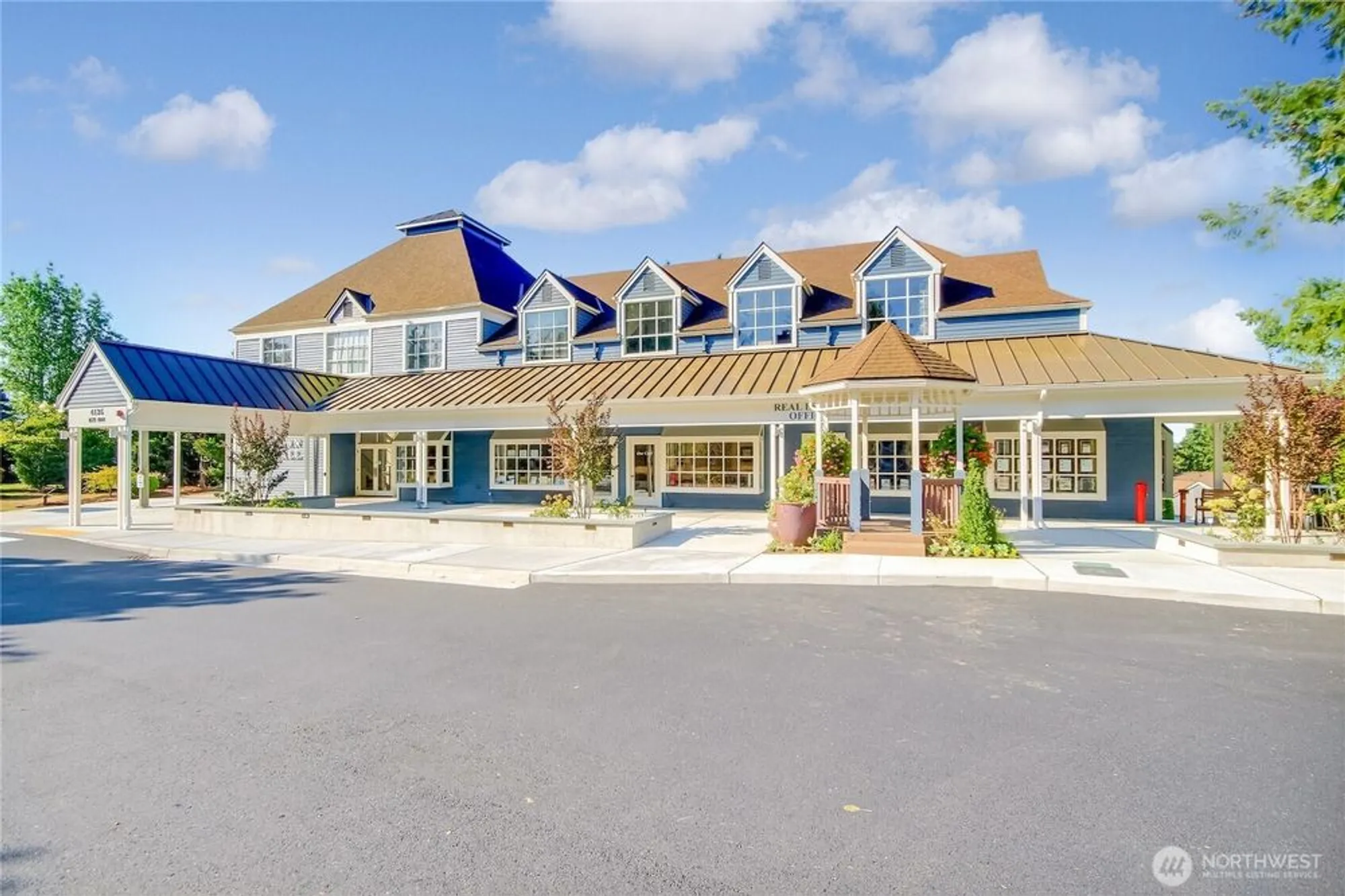 Property Slideshow image 31 of 40 | 4106 221st pl se # 1072, Issaquah, WA, 98029