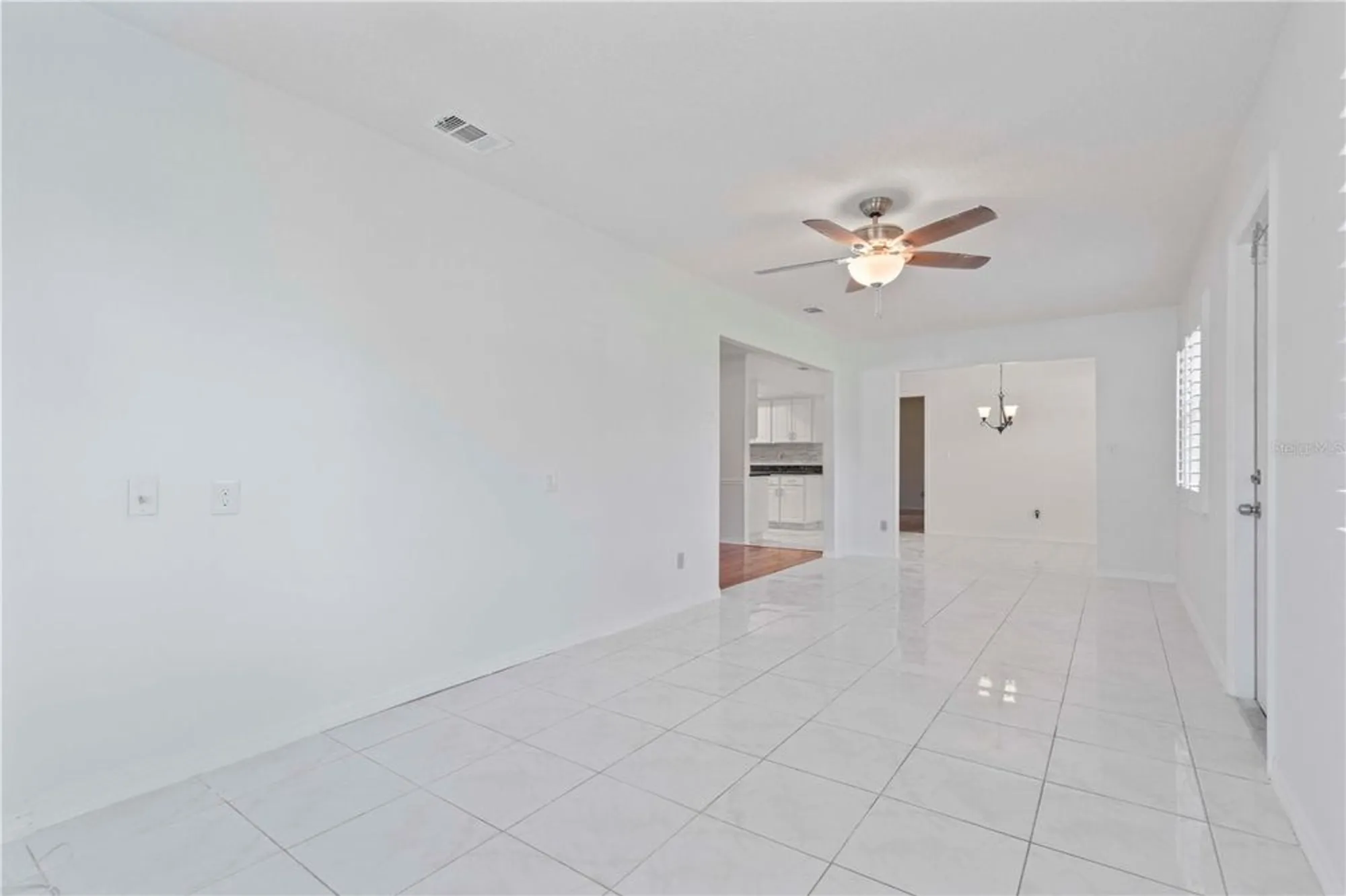 Property Slideshow image 27 of 55 | 2329 lancaster dr, Sun City Center, FL, 33573