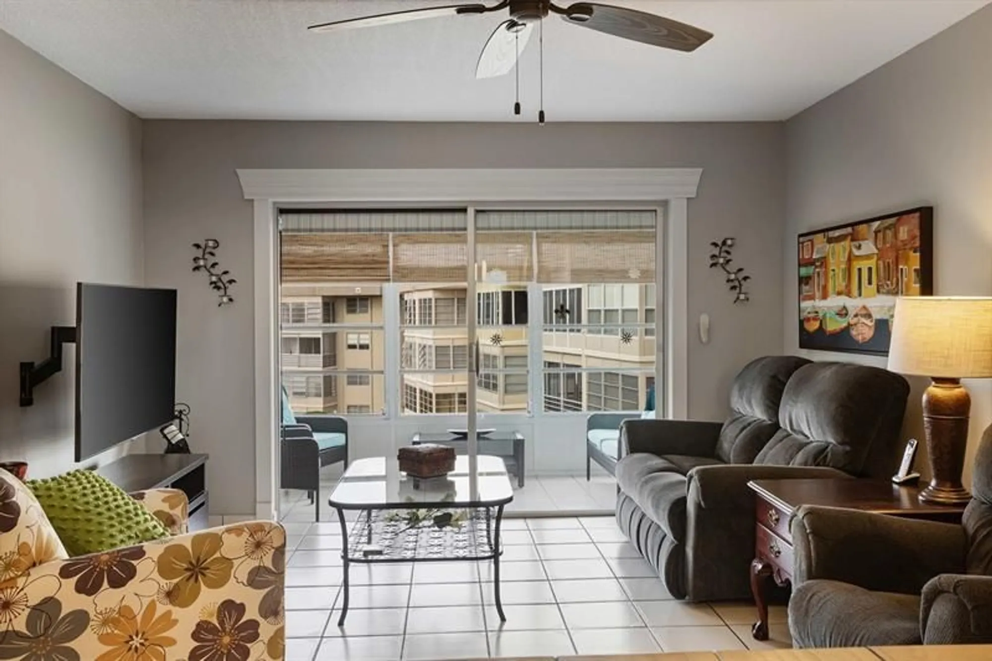 Property Slideshow image 3 of 46 | 3051 nw 46th ave 408, Lauderdale Lakes, FL, 33313