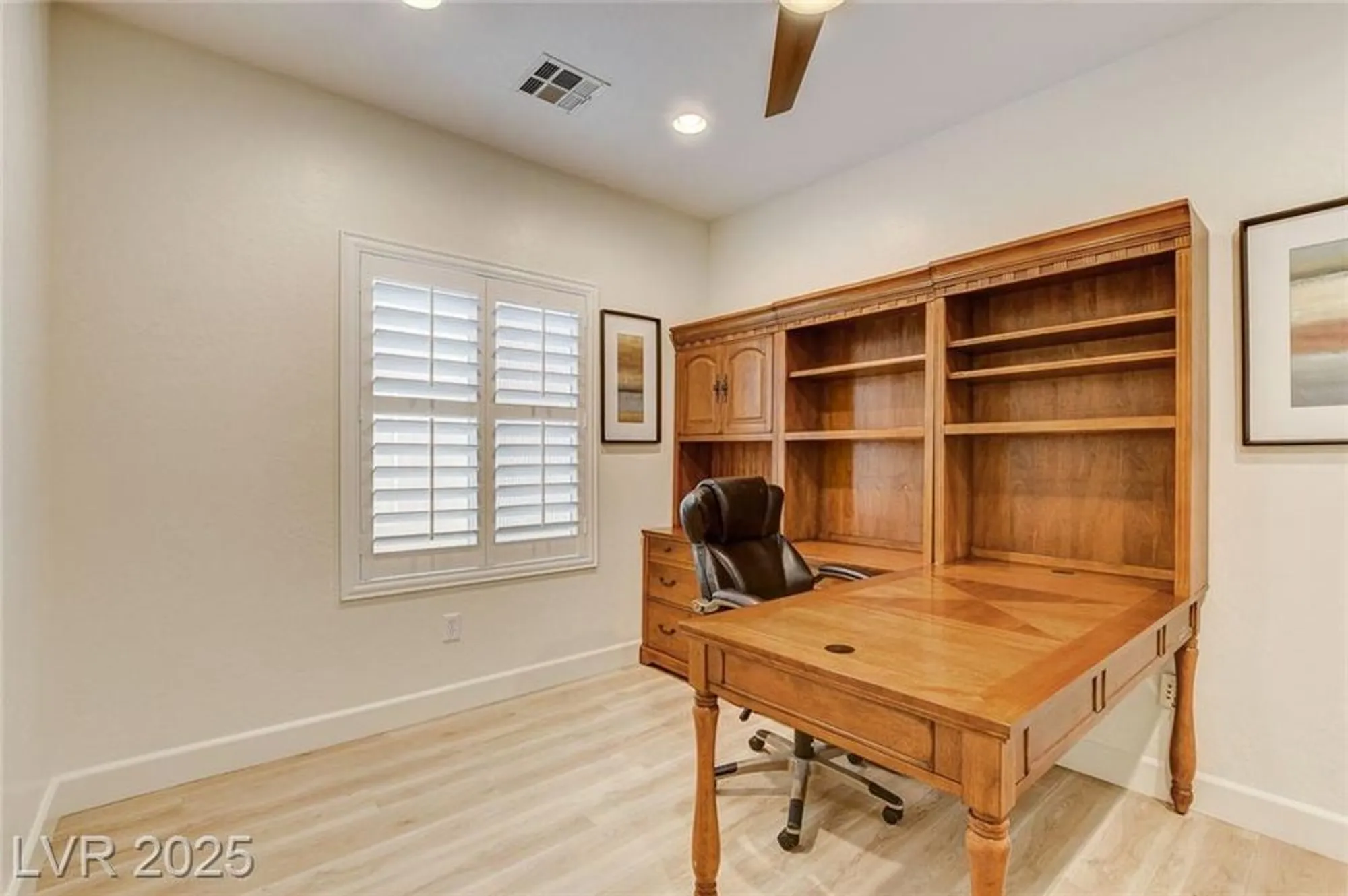 Property Slideshow image 27 of 64 | 7873 broadwing dr, North Las Vegas, NV, 89084