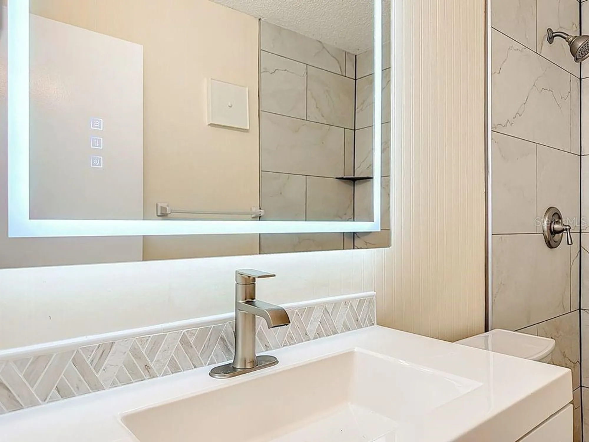 Property Slideshow image 36 of 50 | 8198 terrace garden dr n unit 407, St Petersburg, FL, 33709