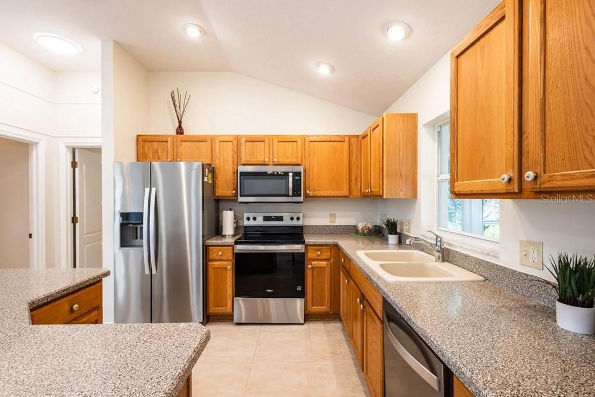 Property Slideshow image 7 of 30 | 3049 glenwood pl, The Villages, FL, 32162