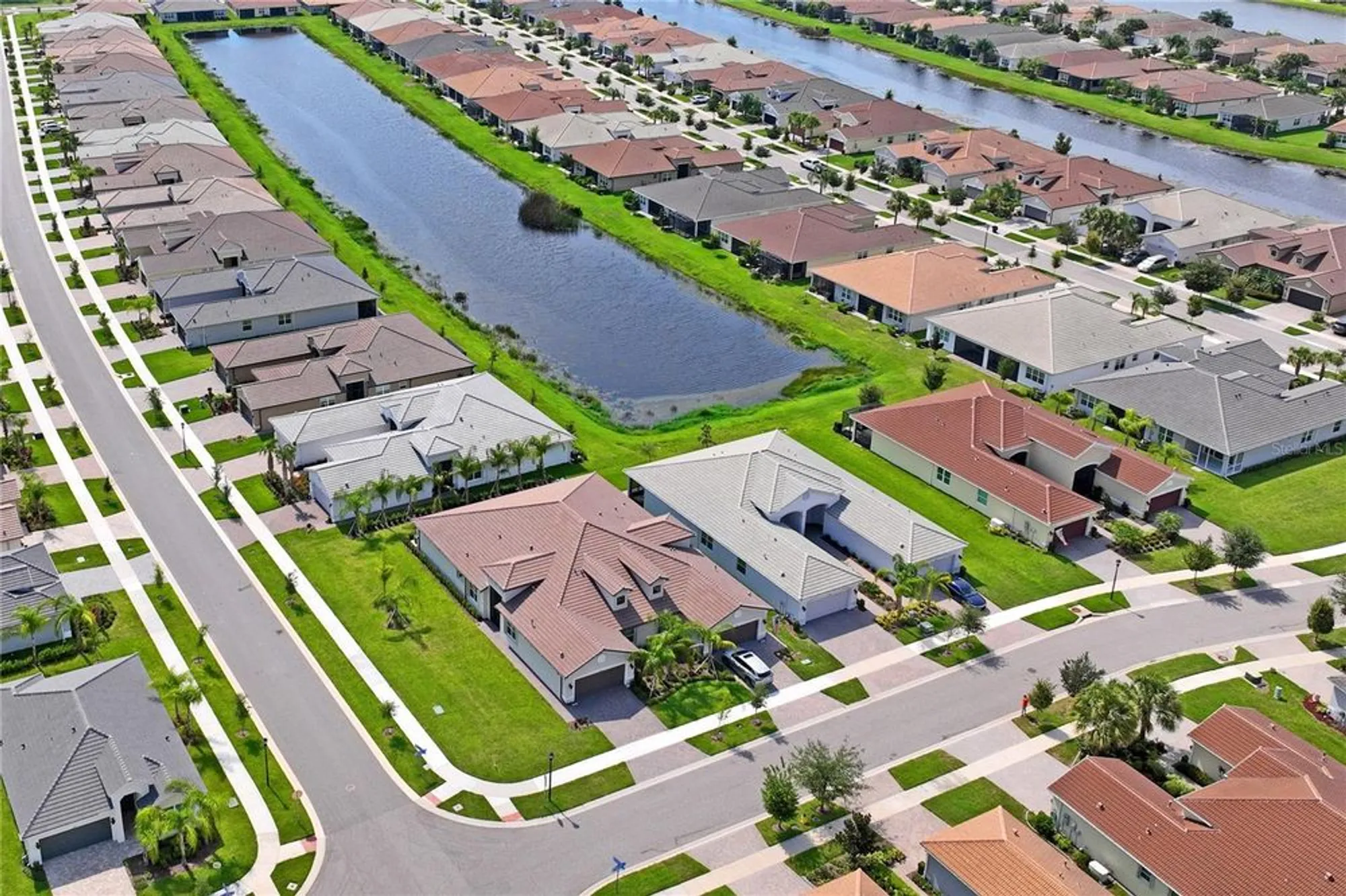 Property Slideshow image 49 of 61 | 4906 avila lakes dr, Wimauma, FL, 33598