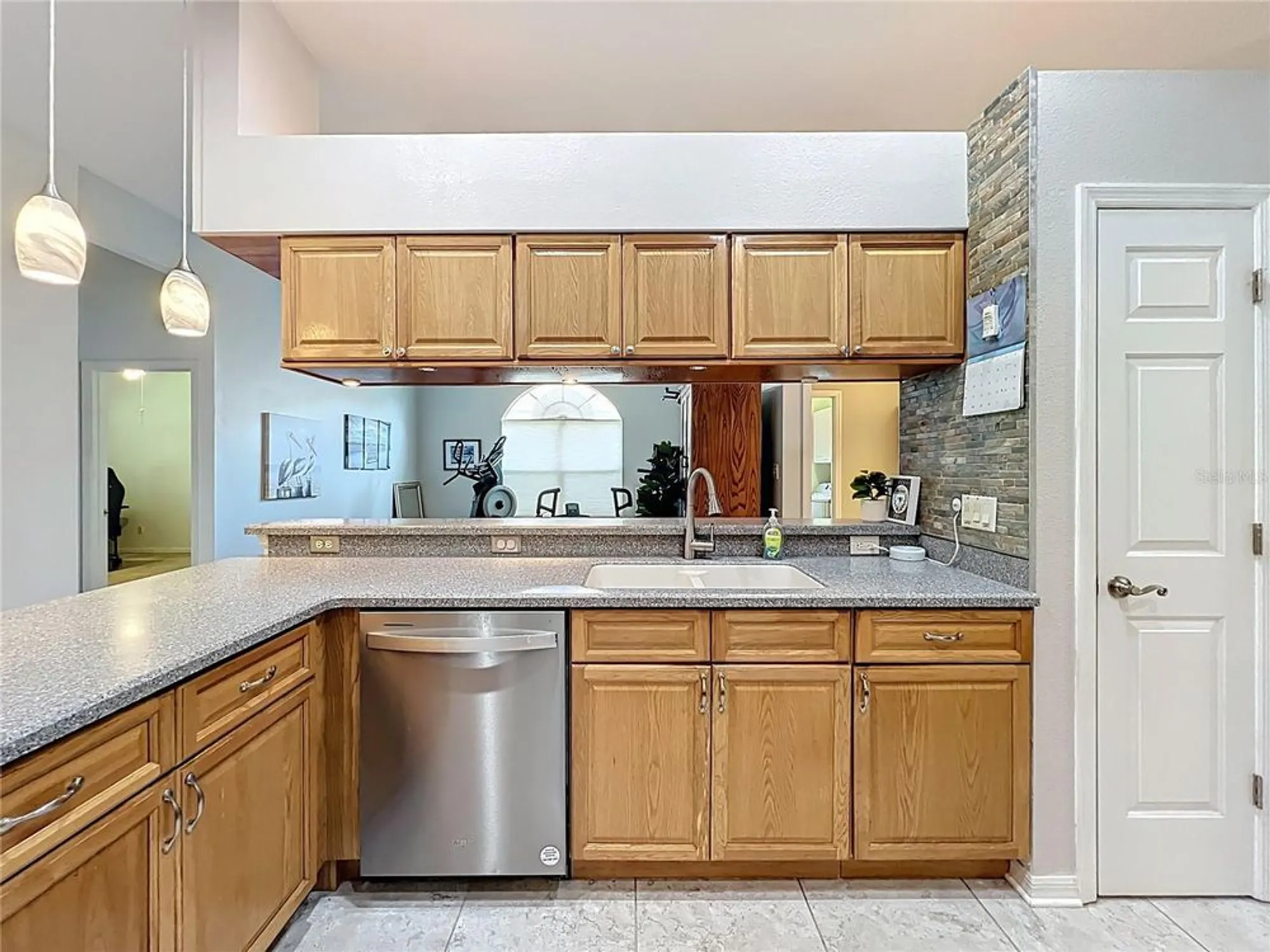 Property Slideshow image 23 of 62 | 3700 plantation blvd, Leesburg, FL, 34748