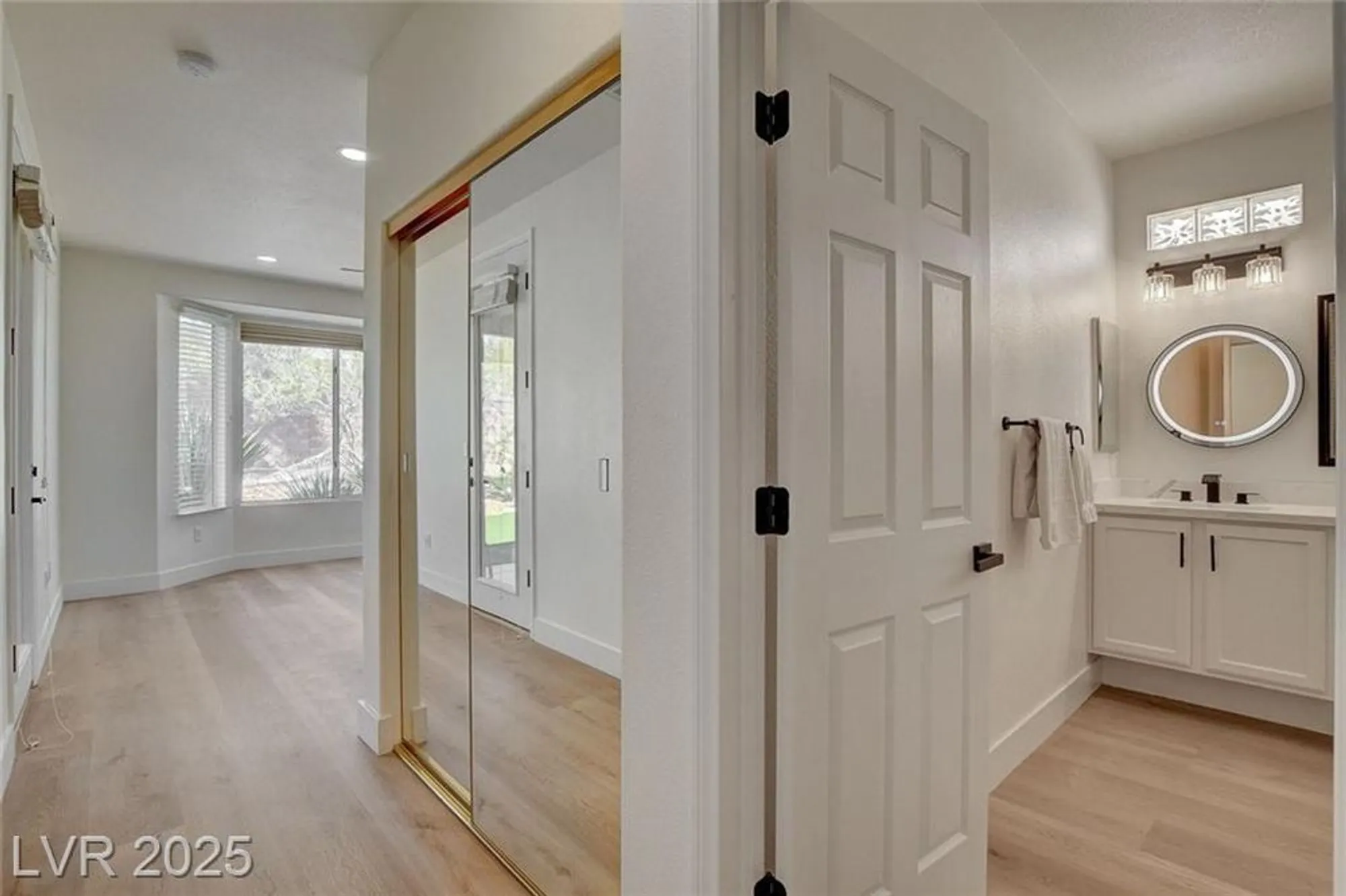 Property Slideshow image 26 of 48 | 4379 bella cascada st, Las Vegas, NV, 89135