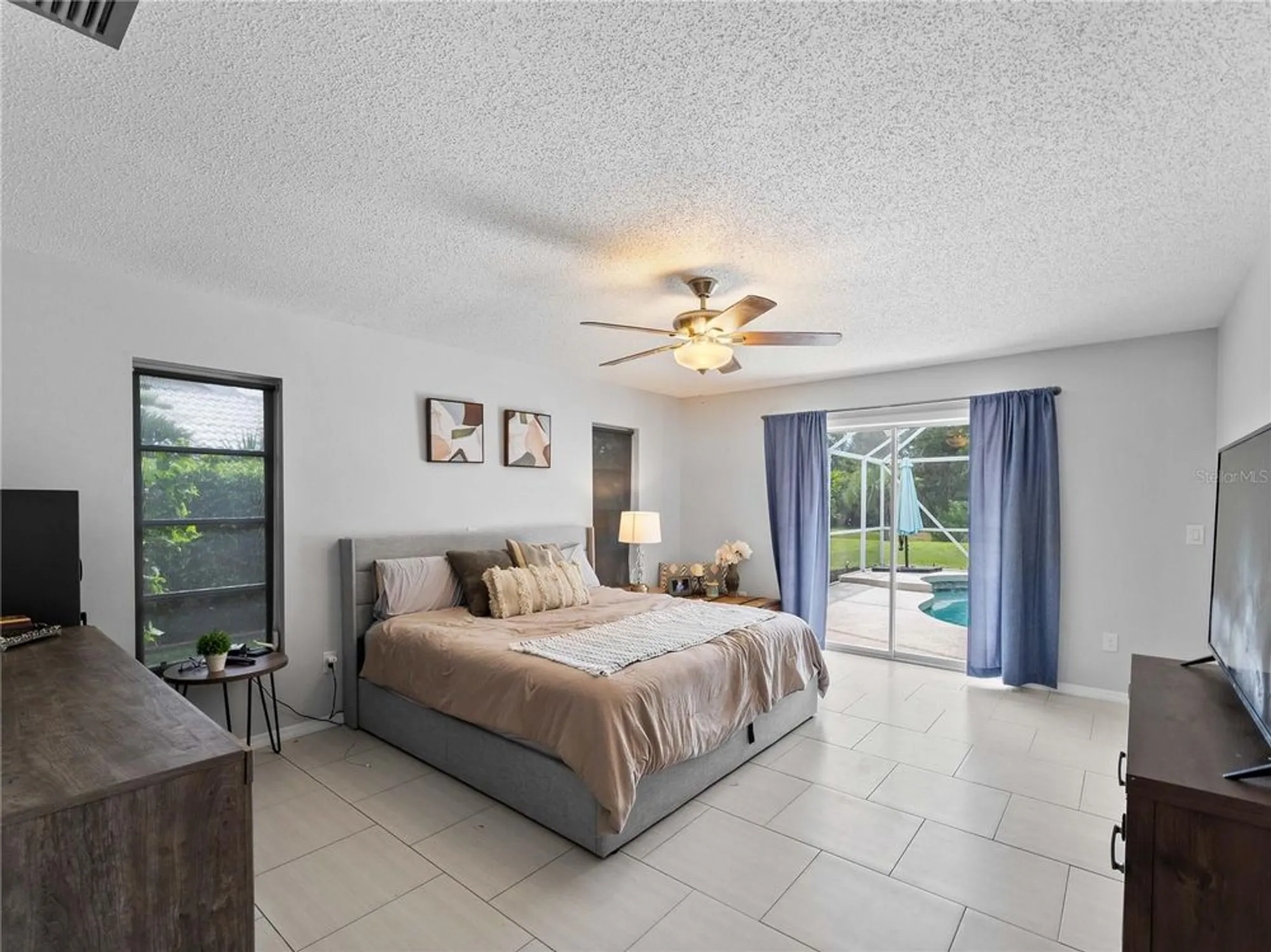 Property Slideshow image 30 of 61 | 523 warwick dr, Venice, FL, 34293