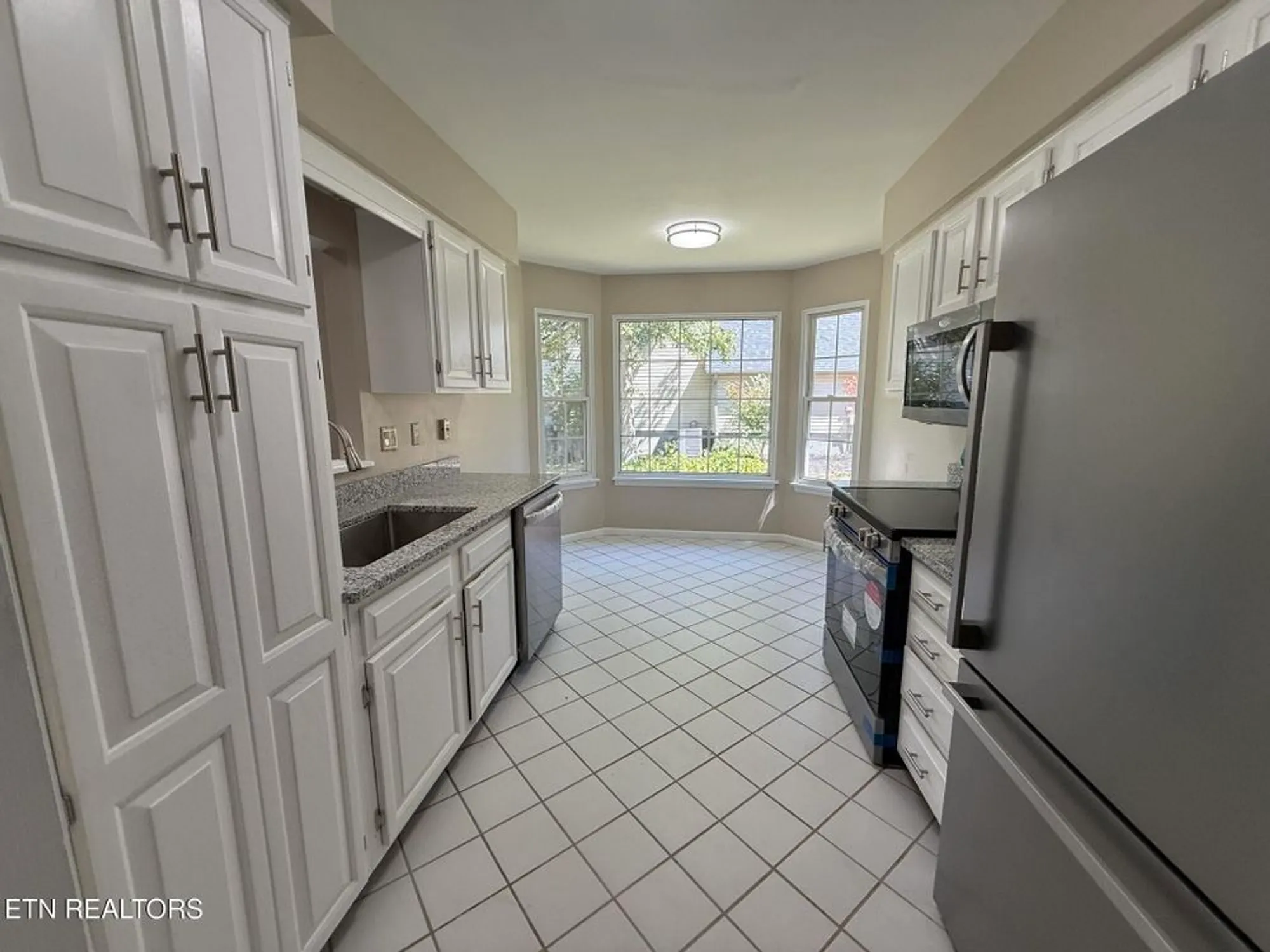 Property Slideshow image 16 of 48 | 112 gilford ter, Crossville, TN, 38558