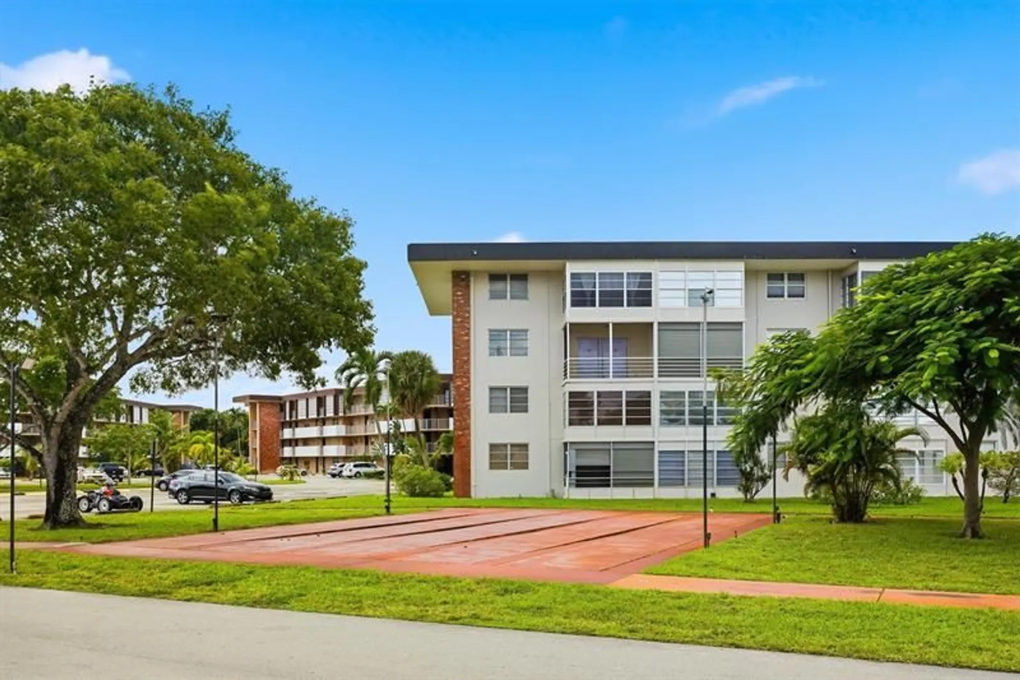 Property Slideshow image 33 of 44 | 2991 nw 46th ave 410, Lauderdale Lakes, FL, 33313