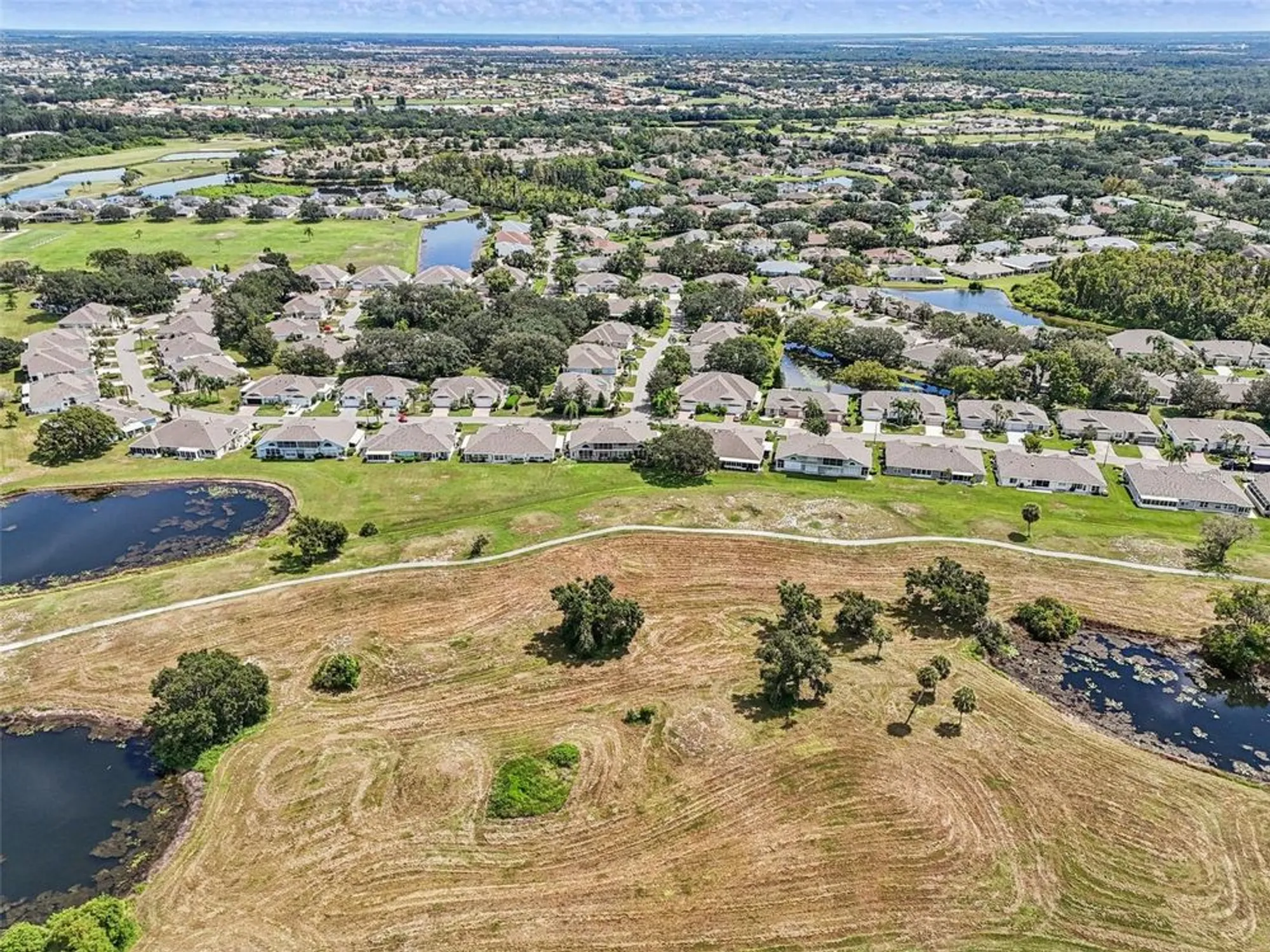 Property Slideshow image 44 of 70 | 675 masterpiece dr, Sun City Center, FL, 33573