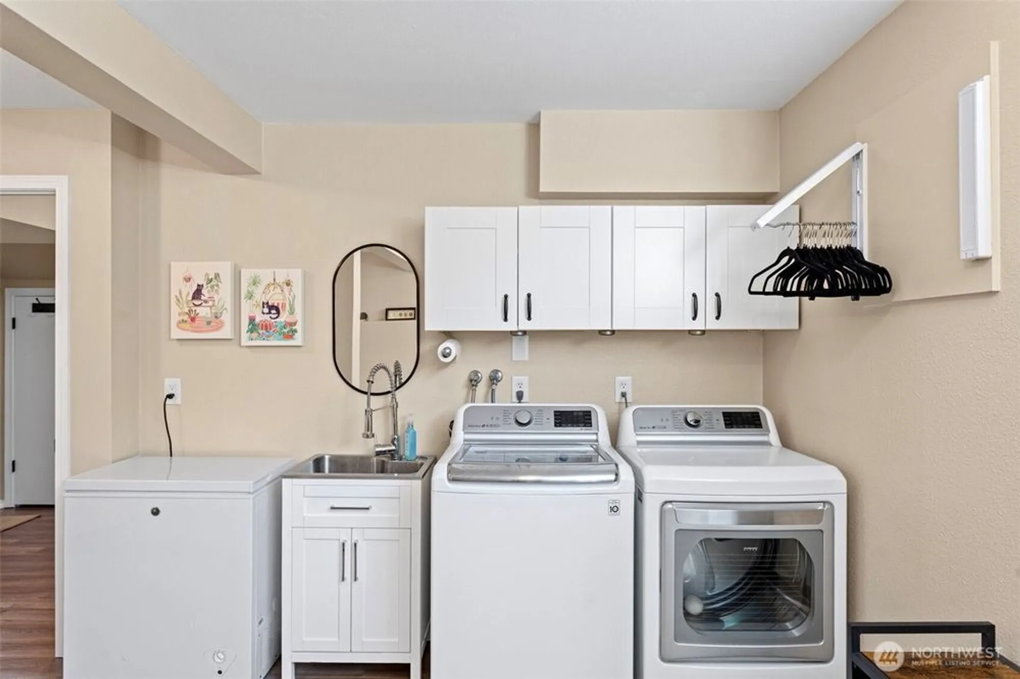 Property Slideshow image 27 of 40 | 10749 glen acres dr s # 10749s, Seattle, WA, 98168