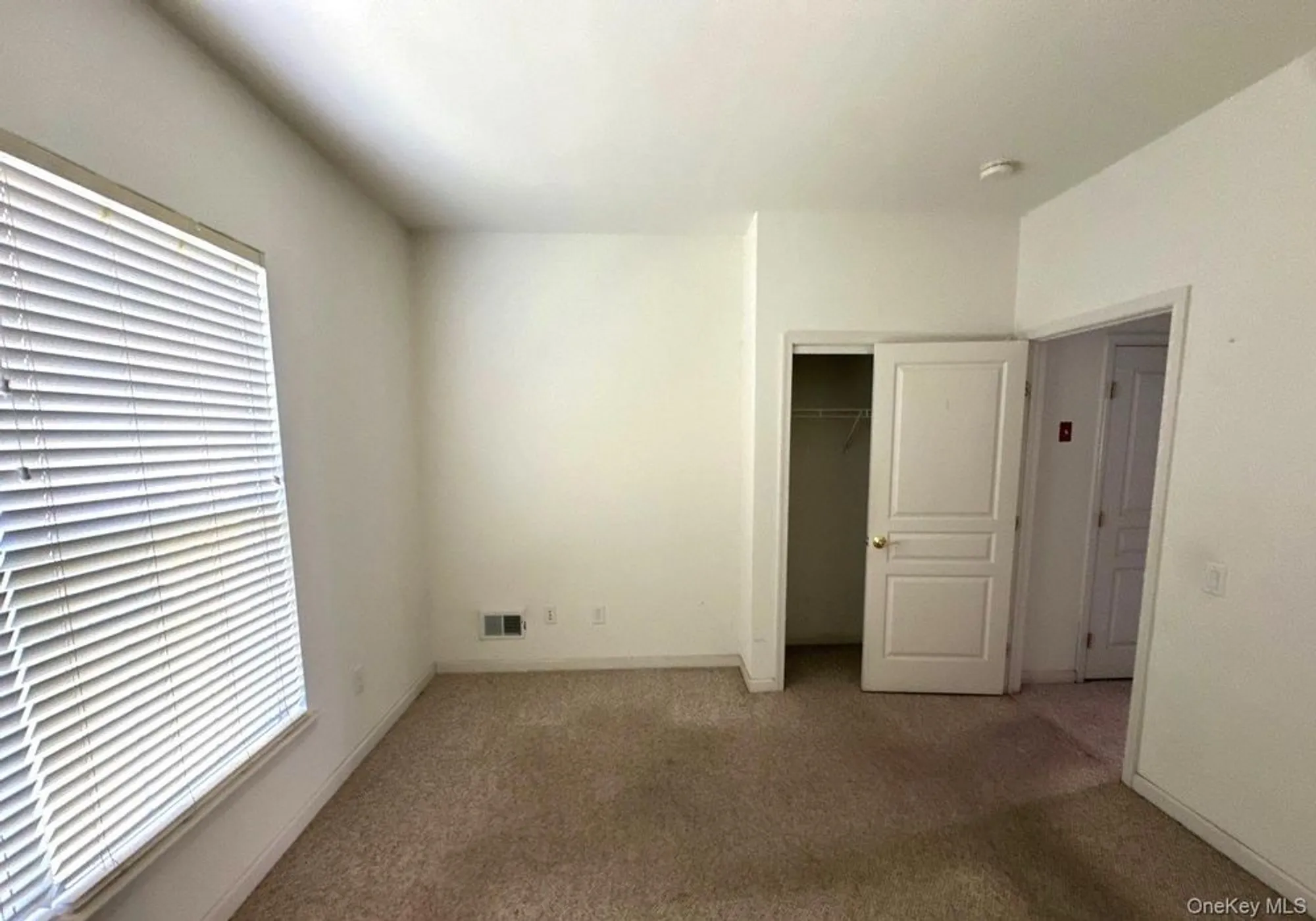 Property Slideshow image 10 of 16 | 68 louden loop, Mount Sinai, NY, 11766