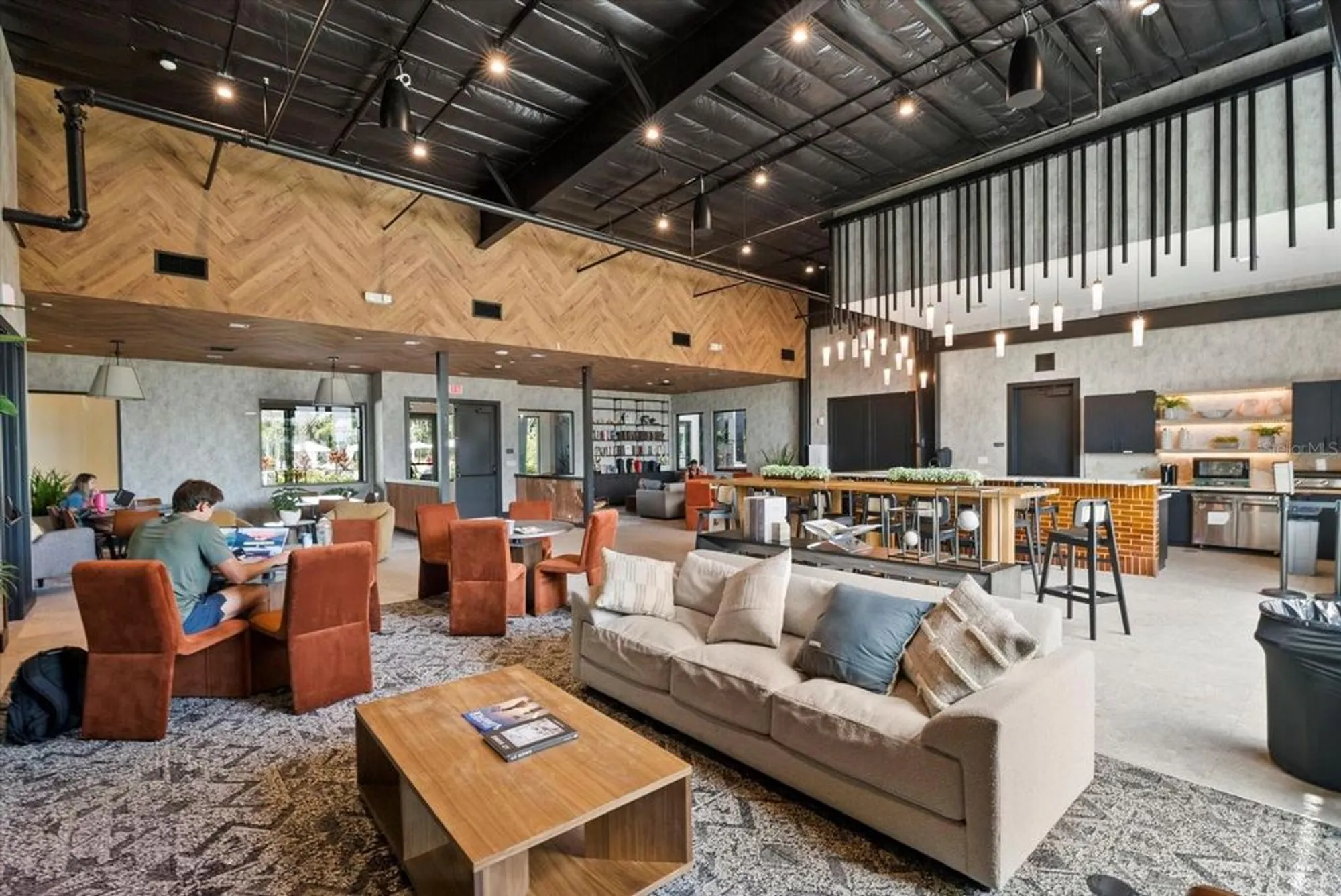 Property Slideshow image 53 of 71 | 10117 milky way cir, Sarasota, FL, 34241