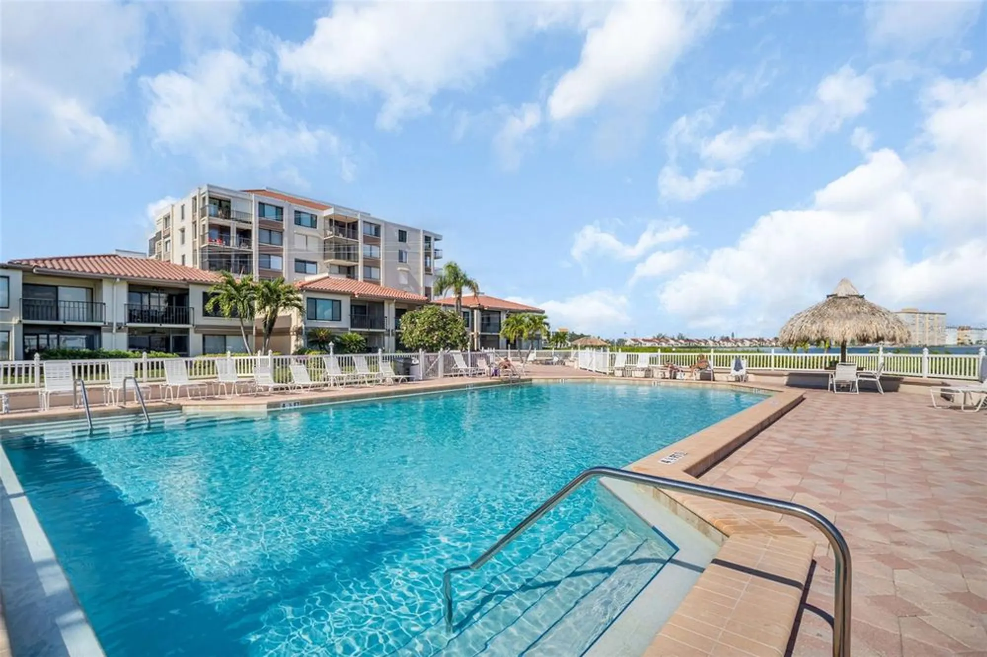 Property Slideshow image 37 of 49 | 6158 palma del mar blvd s apt 505, St Petersburg, FL, 33715