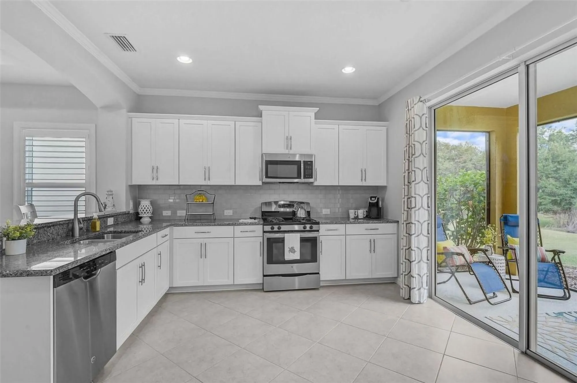 Property Slideshow image 12 of 54 | 12624 sagewood dr, Venice, FL, 34293