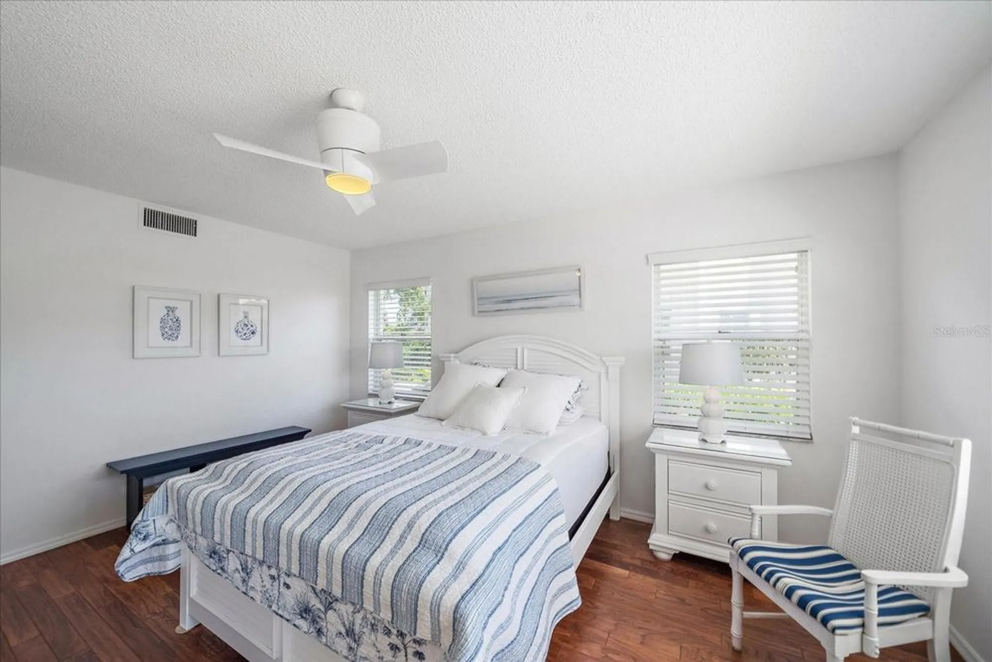 Property Slideshow image 31 of 76 | 425 cerromar ter 359, Venice, FL, 34293
