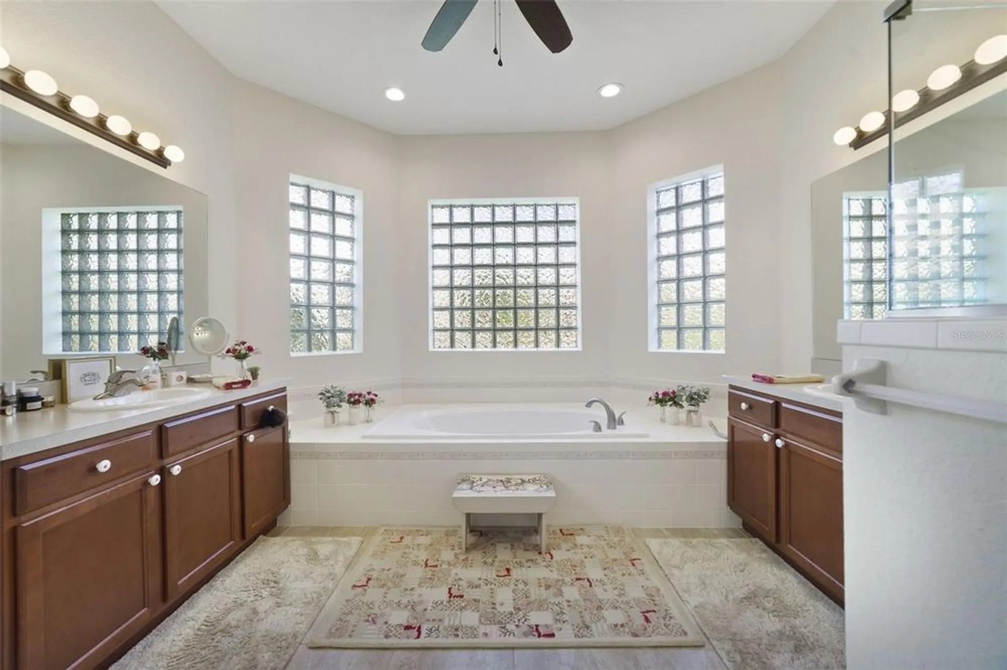 Property Slideshow image 13 of 20 | 6265 pinehurst loop, Winter Haven, FL, 33884