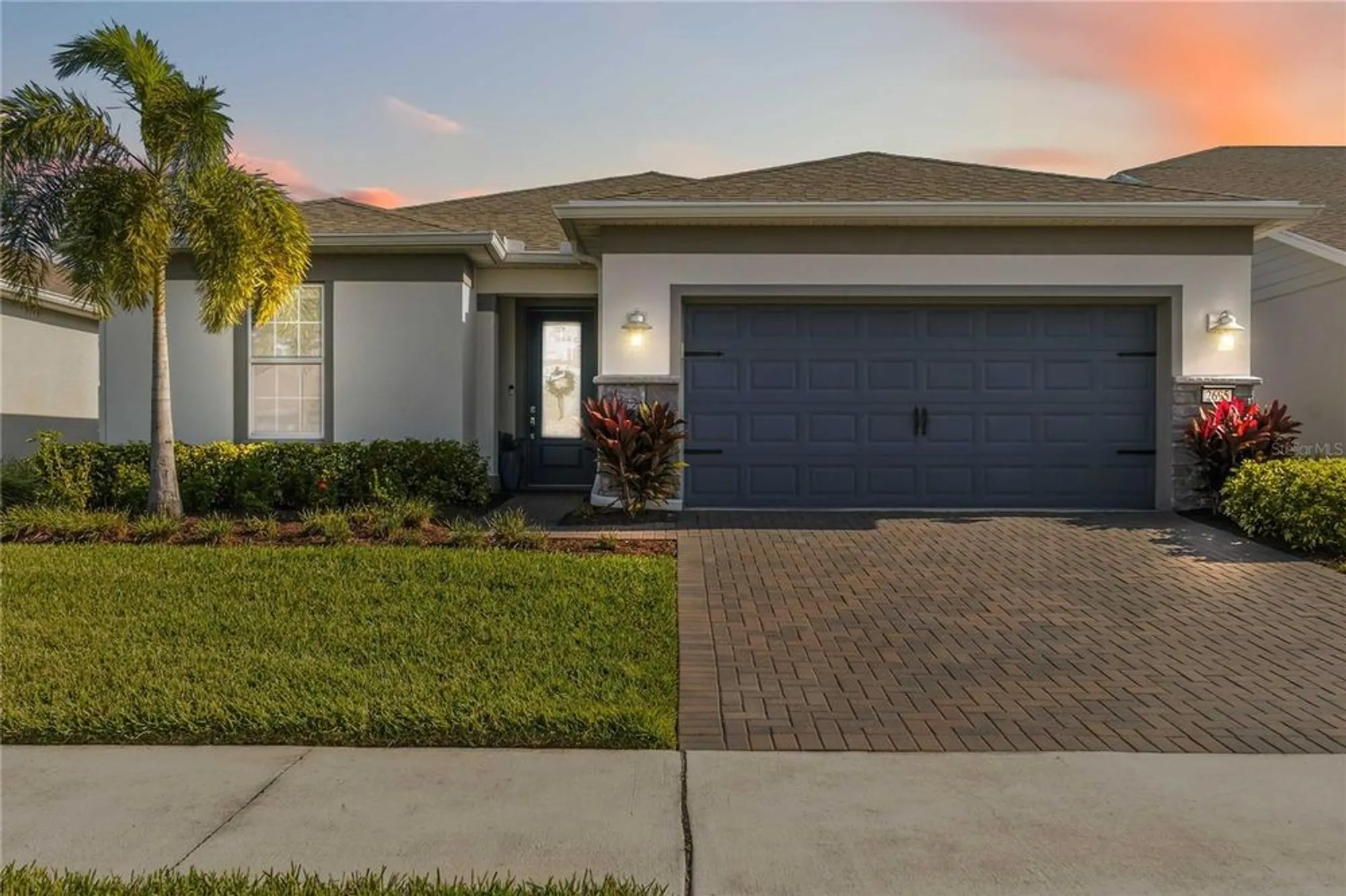 Property Slideshow image 1 of 49 | 2695 river creek ln, Saint Cloud, FL, 34771