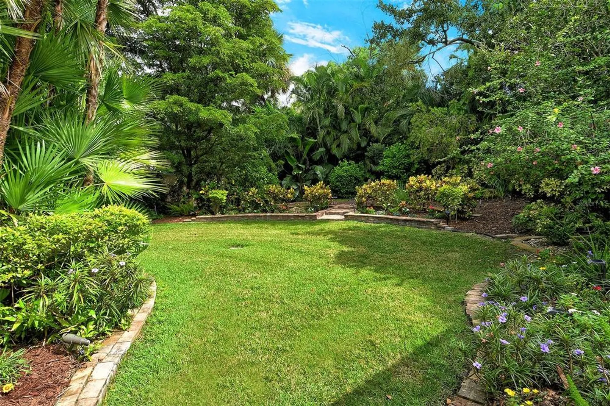 Property Slideshow image 23 of 42 | 4761 pine harrier dr, Sarasota, FL, 34231