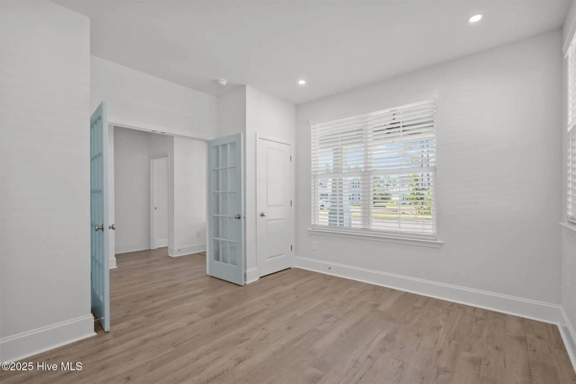 Property Slideshow image 6 of 56 | 1212 trisail ter, Wilmington, NC, 28412