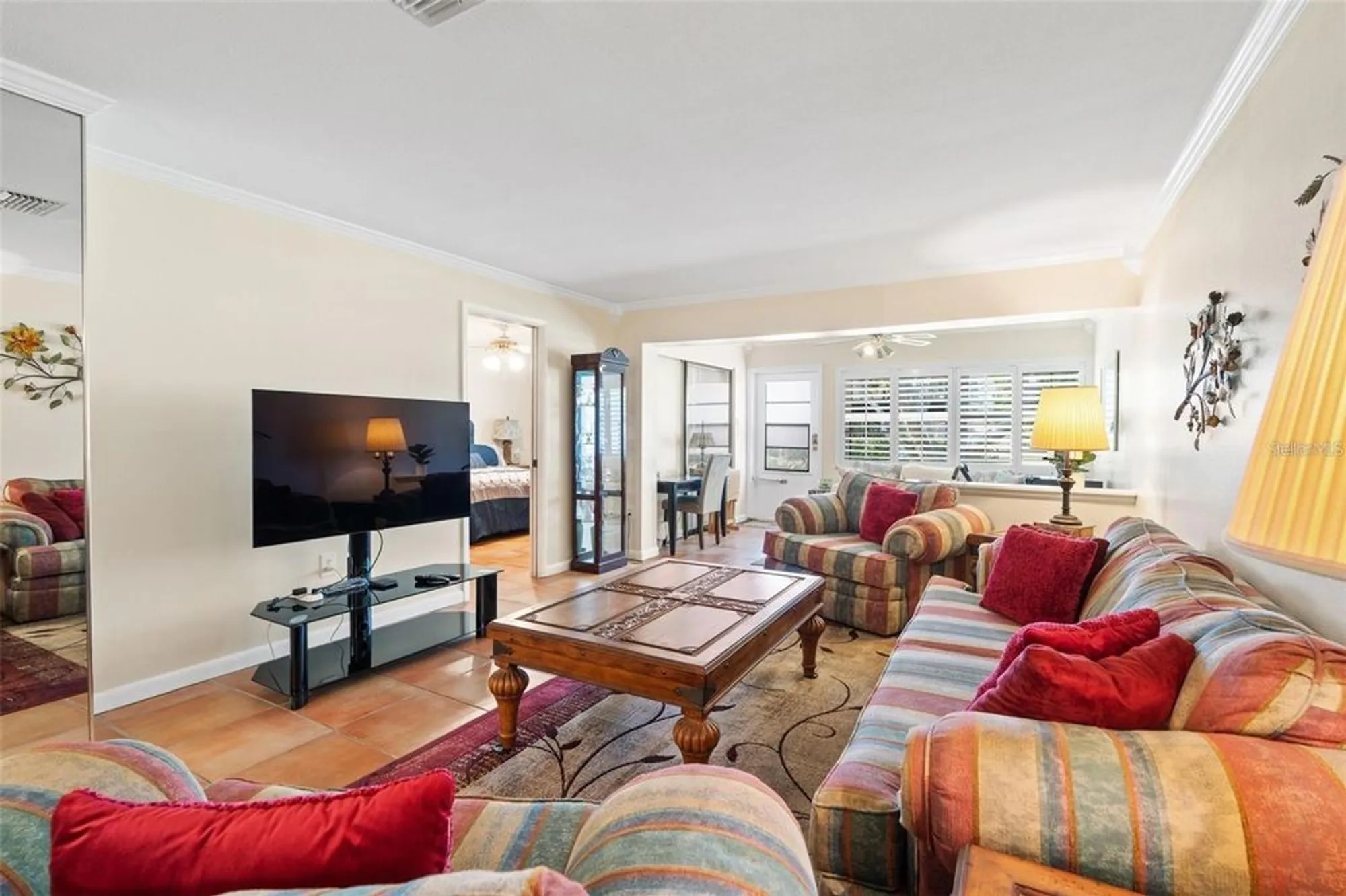 Property Slideshow image 7 of 40 | 19029 us highway 19 apt 25d, Clearwater, FL, 33764