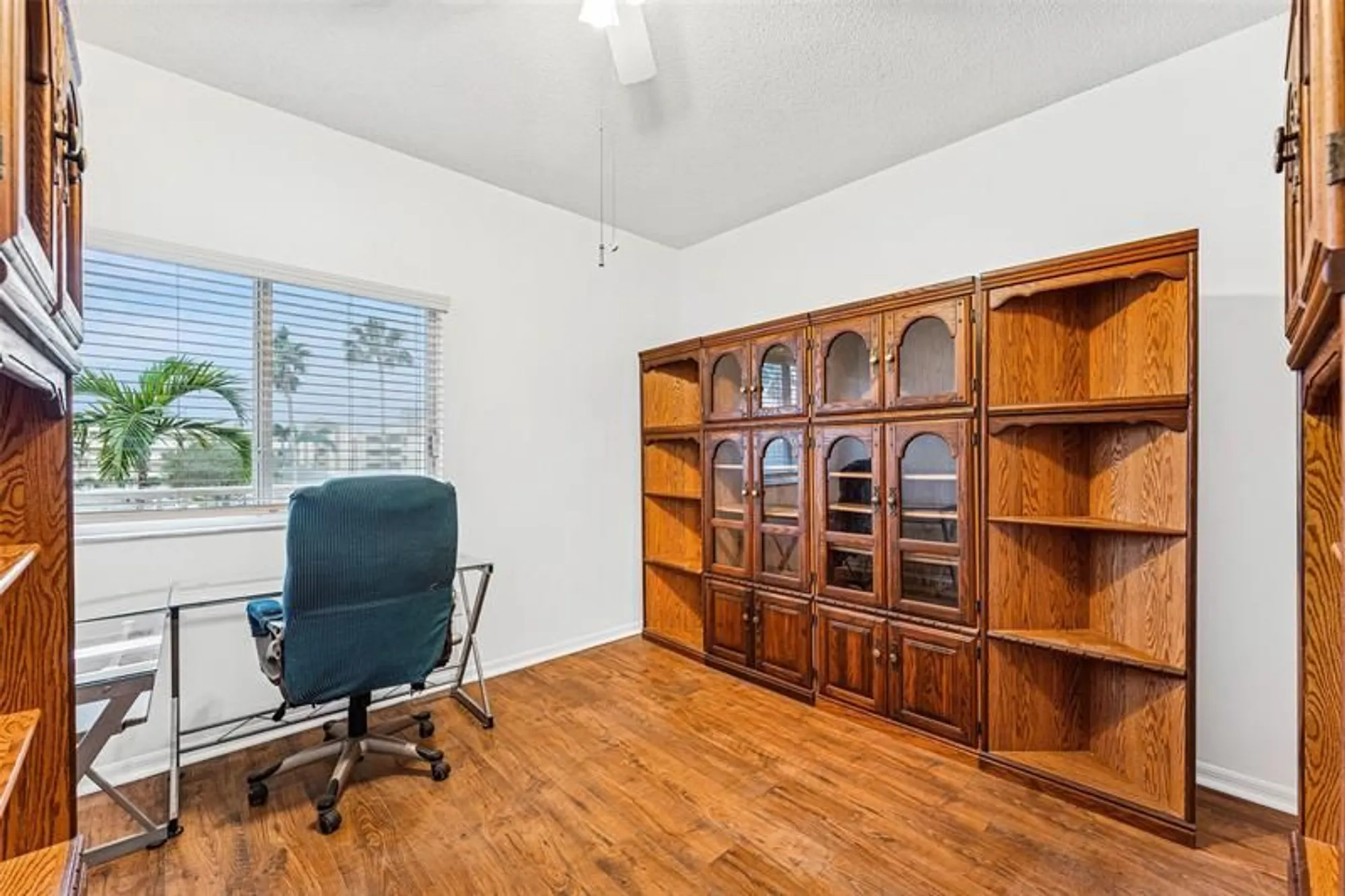 Property Slideshow image 8 of 17 | 7647 southampton ter 314, Tamarac, FL, 33321