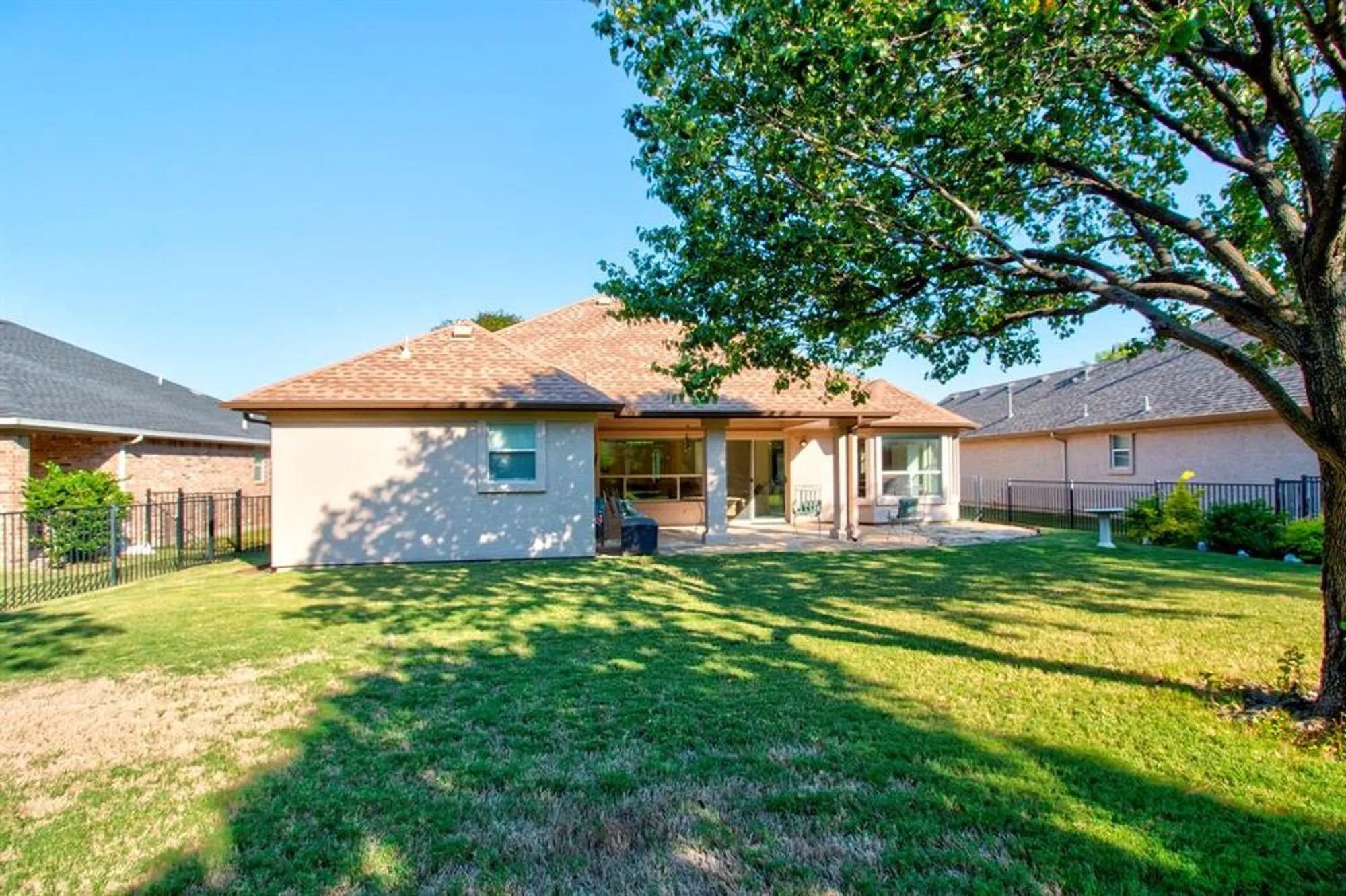 Property Slideshow image 32 of 35 | 9605 orangewood trl, Denton, TX, 76207