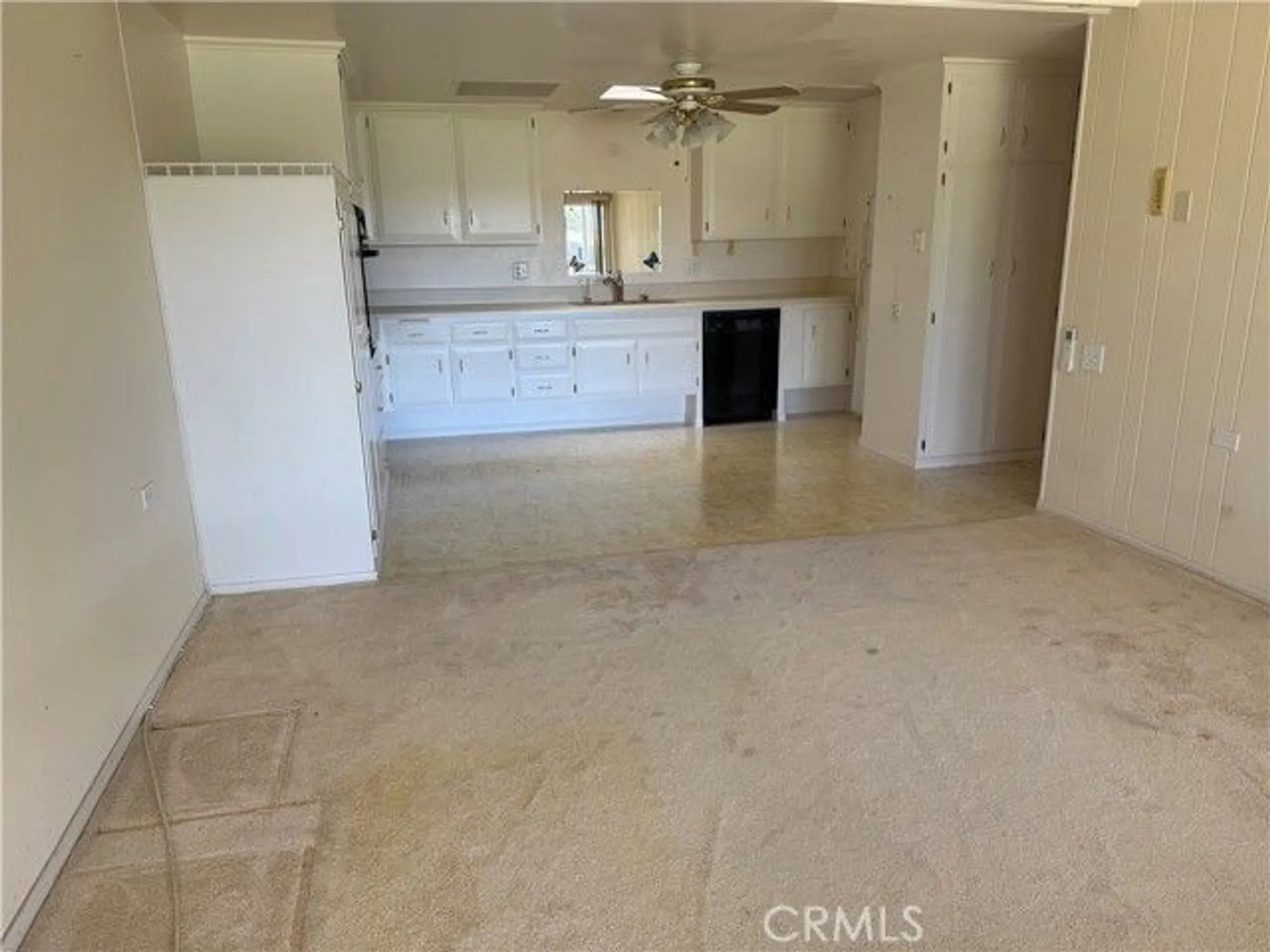 Property Slideshow image 4 of 16 | 13720 saint andrews dr # m1-45j, Seal Beach, CA, 90740
