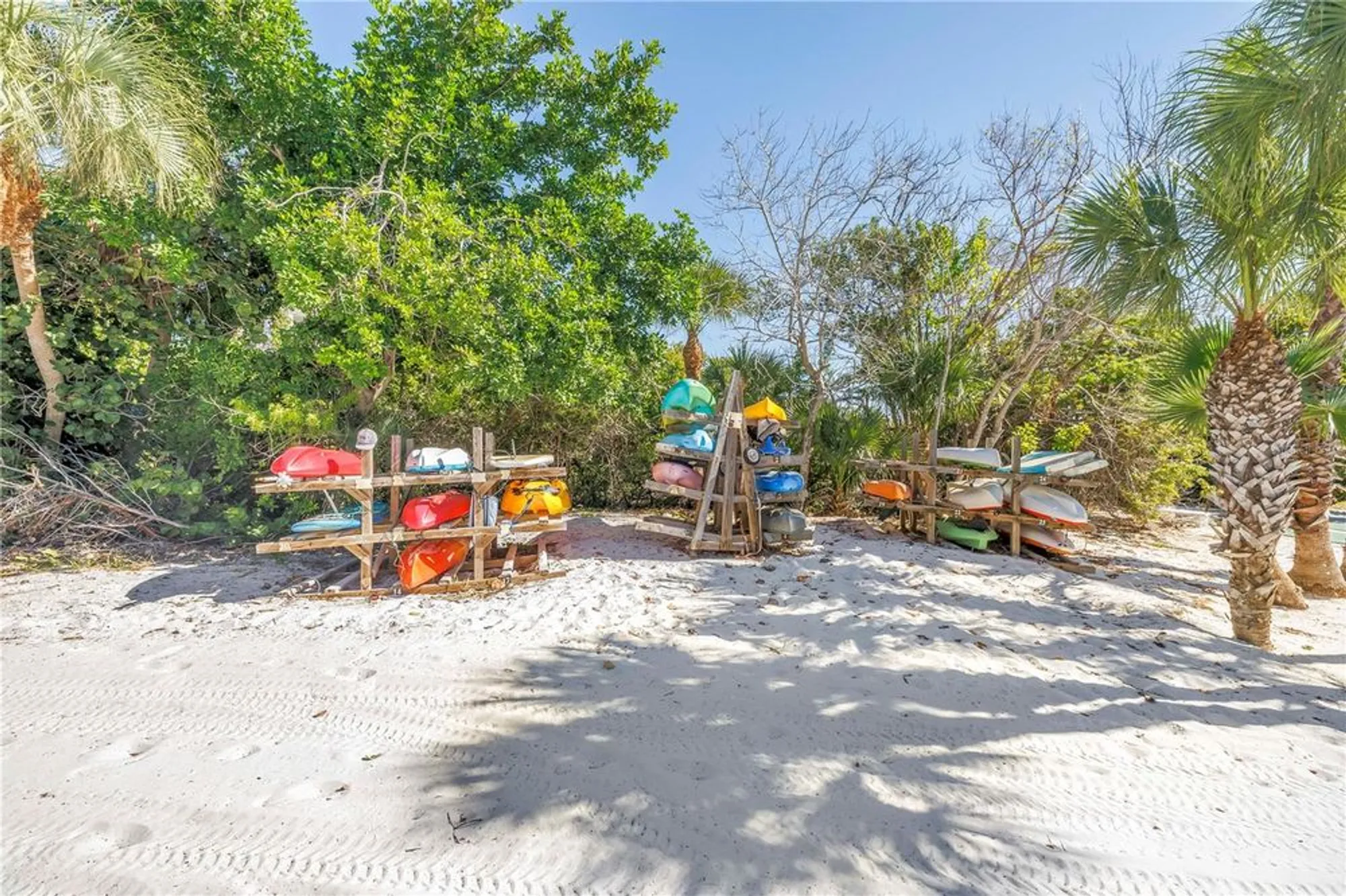 Property Slideshow image 49 of 60 | 111 whispering sands cir # v38, Sarasota, FL, 34242