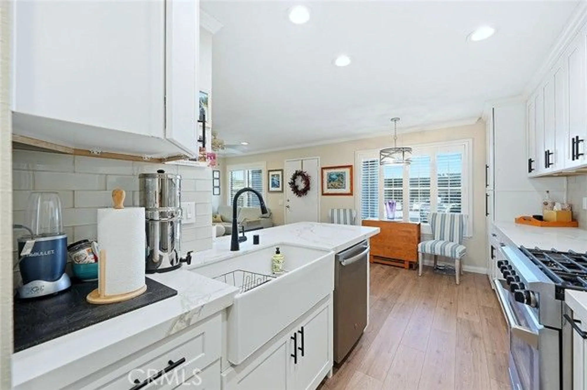 Property Slideshow image 12 of 40 | 18272 parkview ln 101, Huntington Beach, CA, 92648