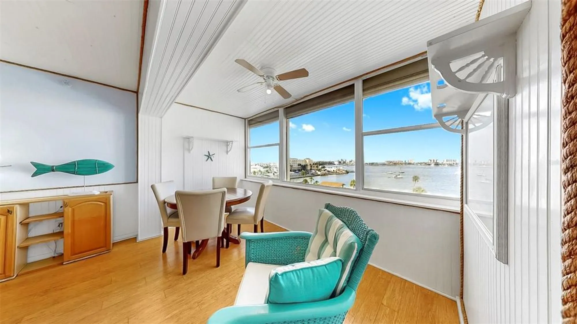 Property Slideshow image 38 of 46 | 4550 cove cir apt 605, Saint Petersburg, FL, 33708