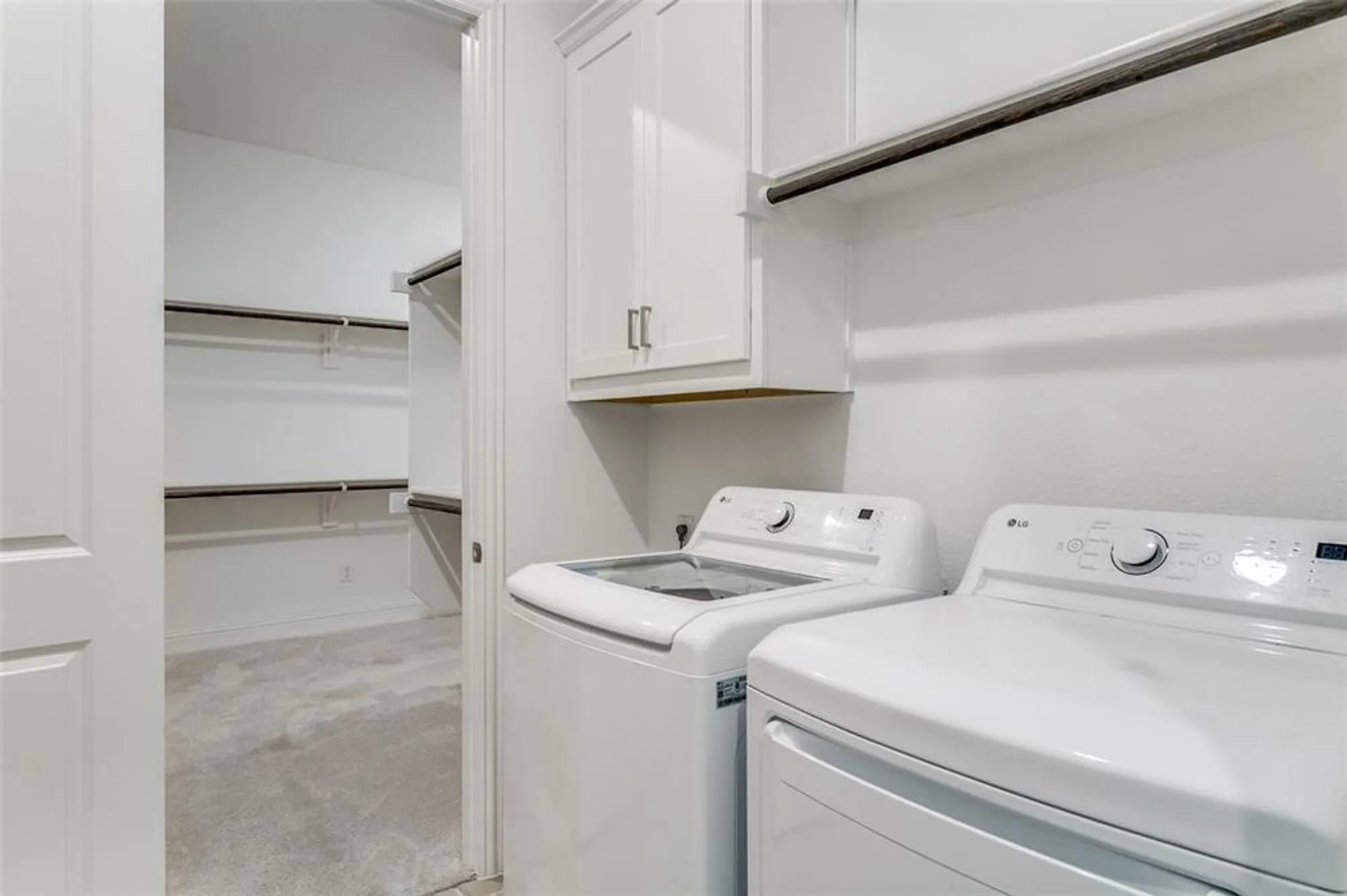 Property Slideshow image 22 of 31 | 8120 isle of skye, Lewisville, TX, 75056