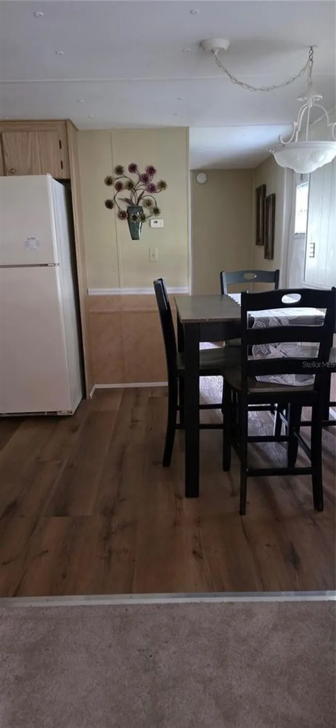 Property Slideshow image 5 of 15 | 804 maple ln, Lady Lake, FL, 32159