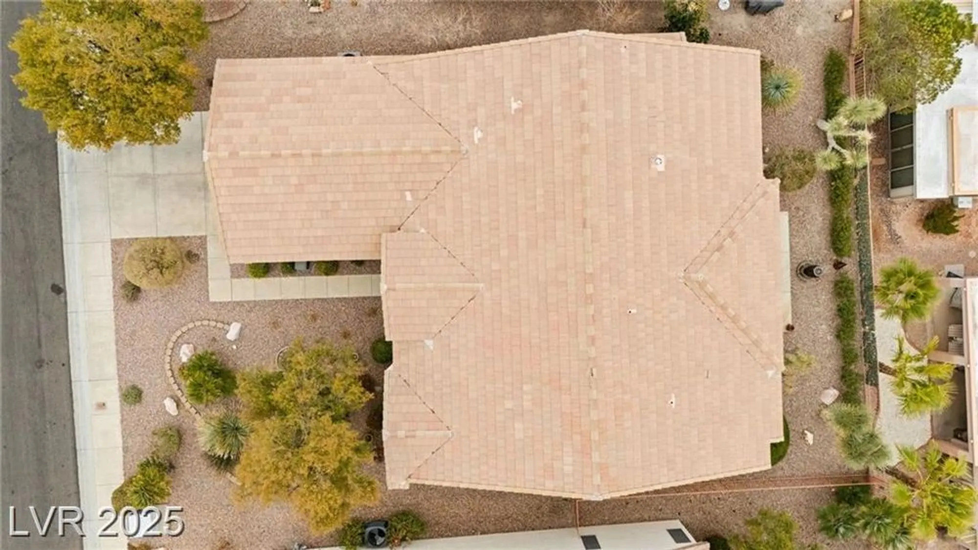 Property Slideshow image 61 of 71 | 482 bonnie brook pl, Henderson, NV, 89012