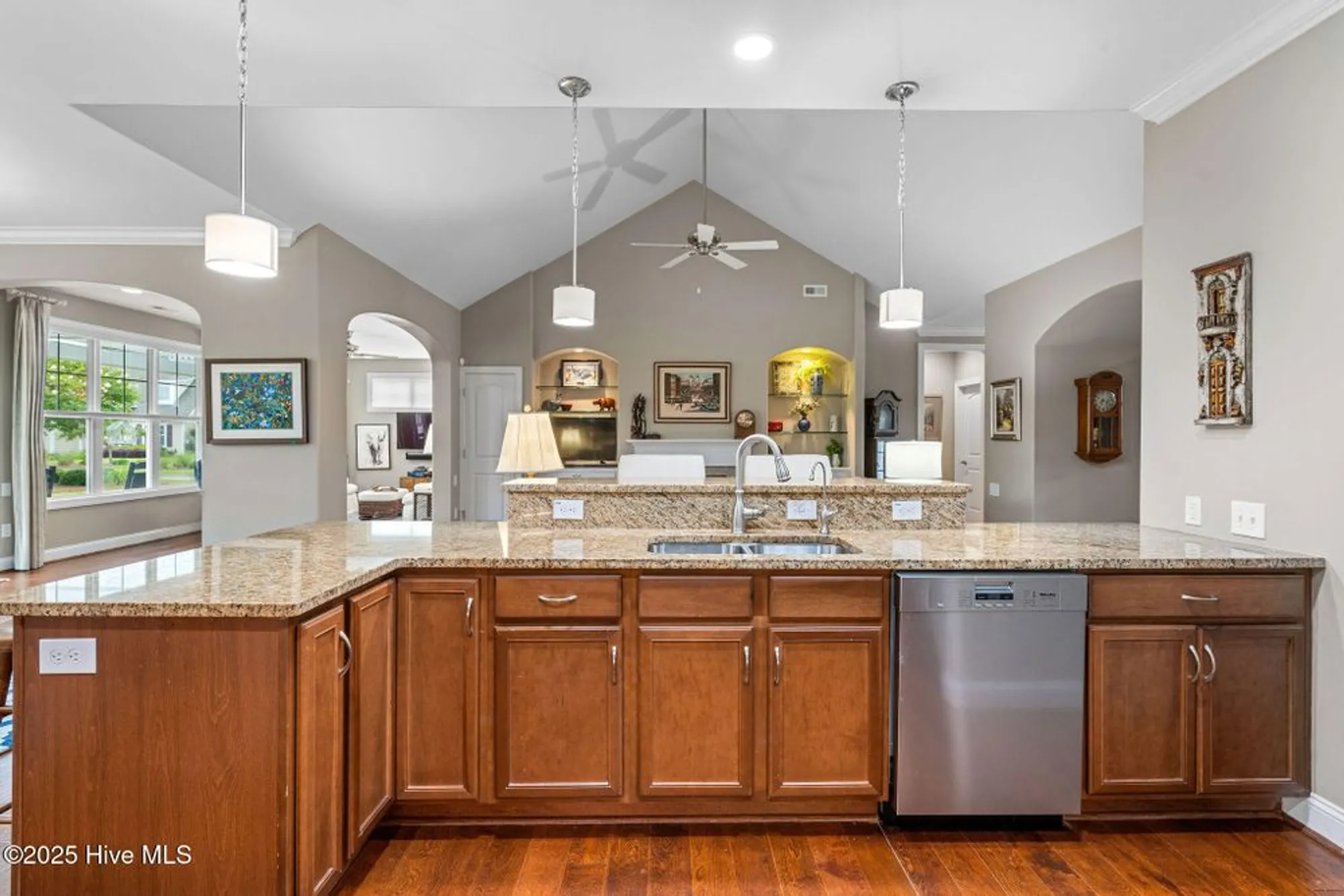 Property Slideshow image 16 of 69 | 3346 shell isle dr, Southport, NC, 28461