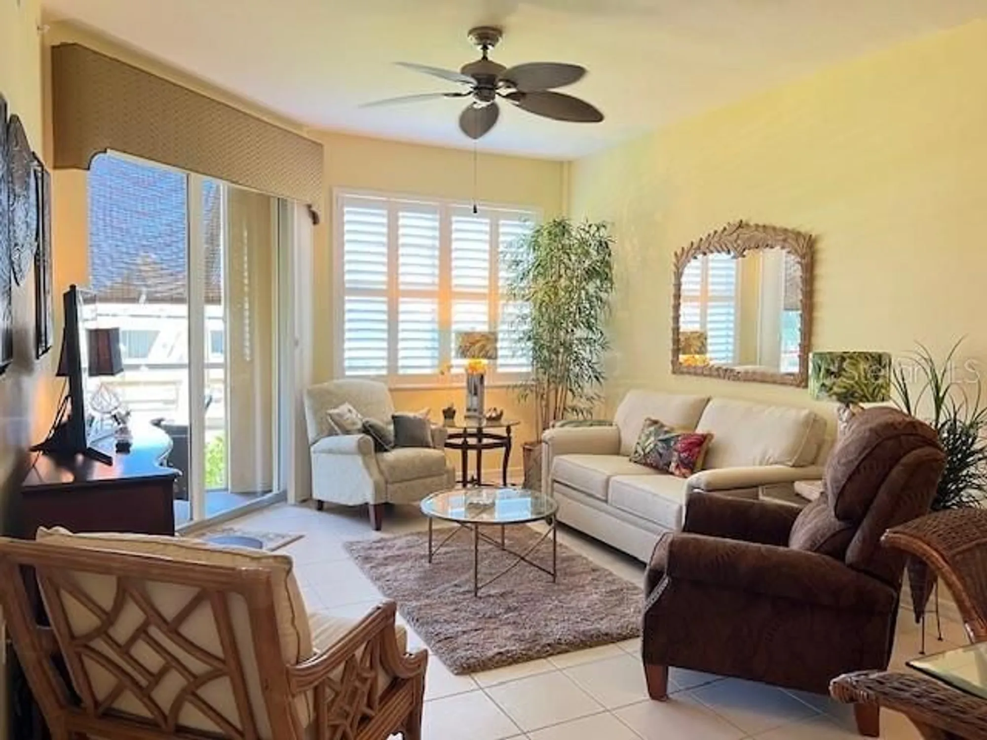 Property Slideshow image 10 of 45 | 2060 matecumbe key rd 2104, Punta Gorda, FL, 33955