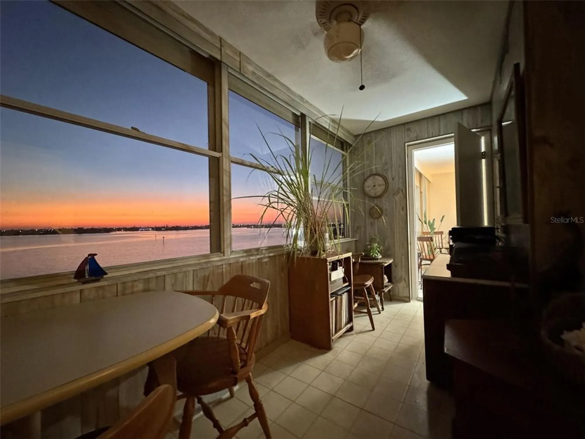Property Slideshow image 43 of 46 | 4750 cove cir apt 502, St Petersburg, FL, 33708