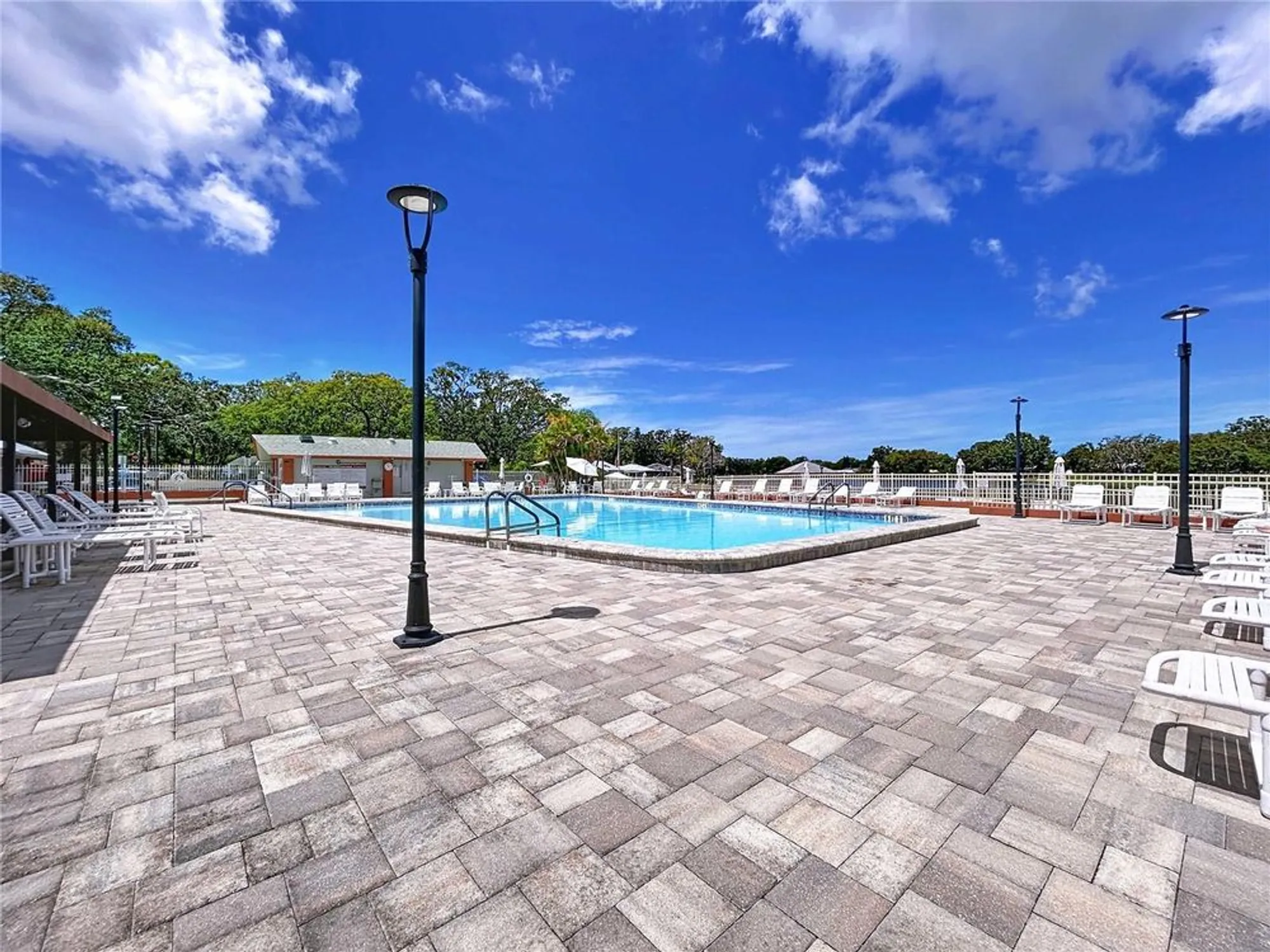 Property Slideshow image 19 of 26 | 8101 casuarina dr, Port Richey, FL, 34668