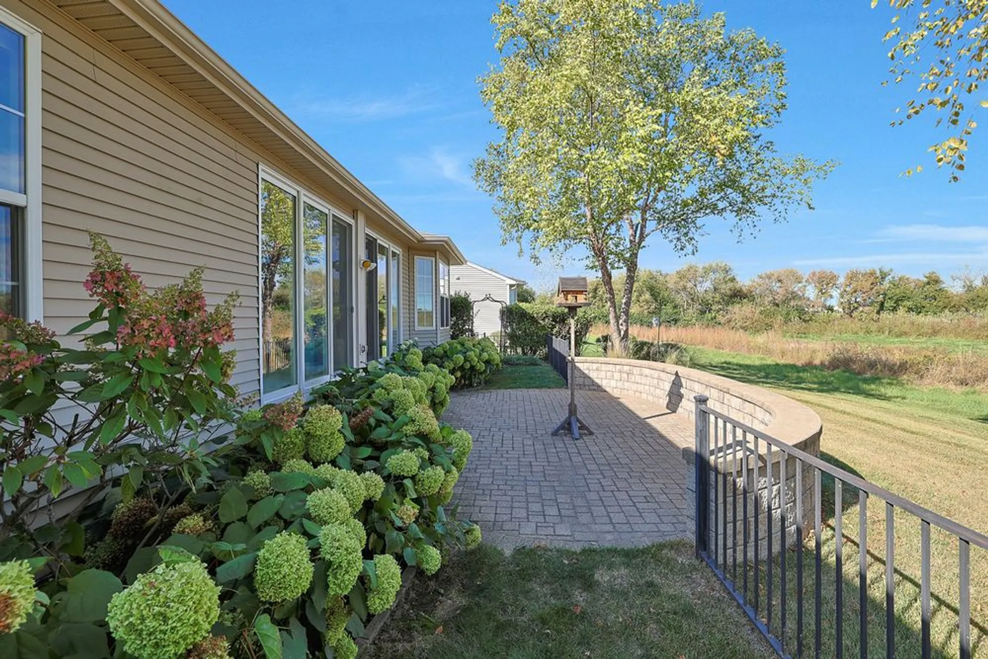 Property Slideshow image 31 of 43 | 12770 timber creek dr, Huntley, IL, 60142